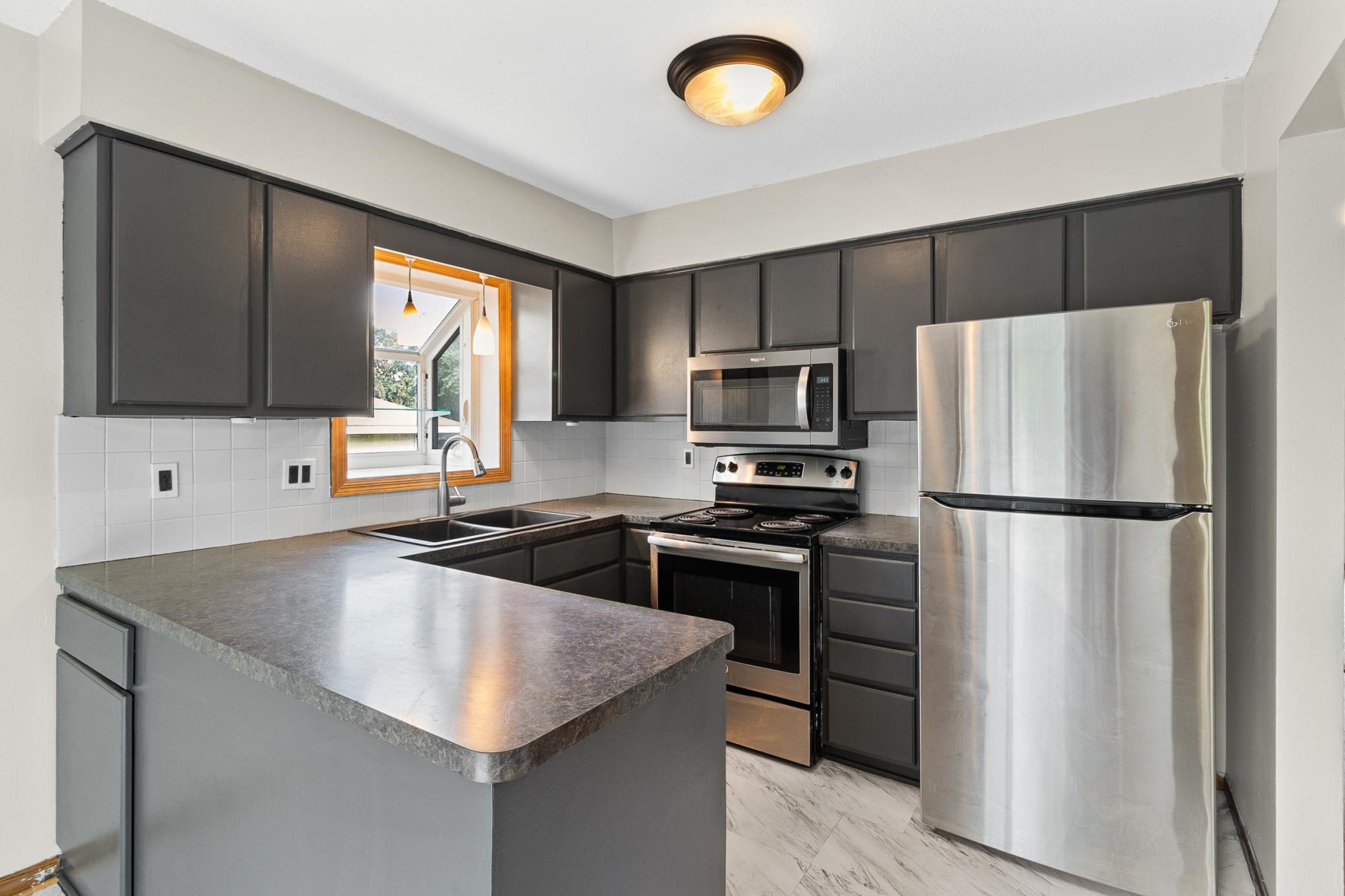 16497 Foliage Avenue W