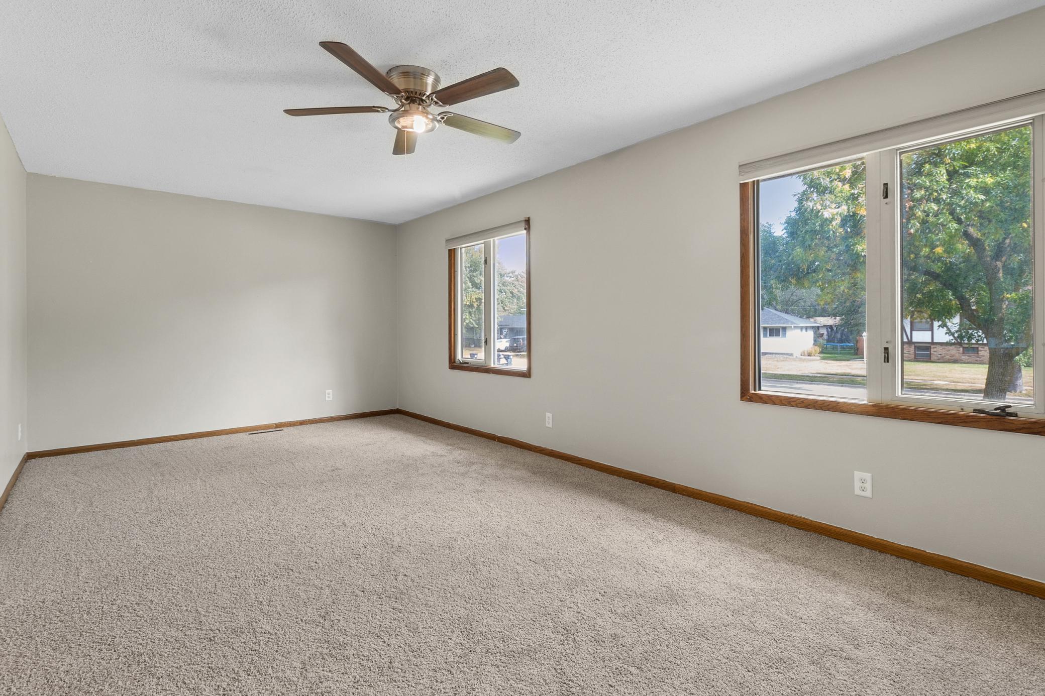 16497 Foliage Avenue W