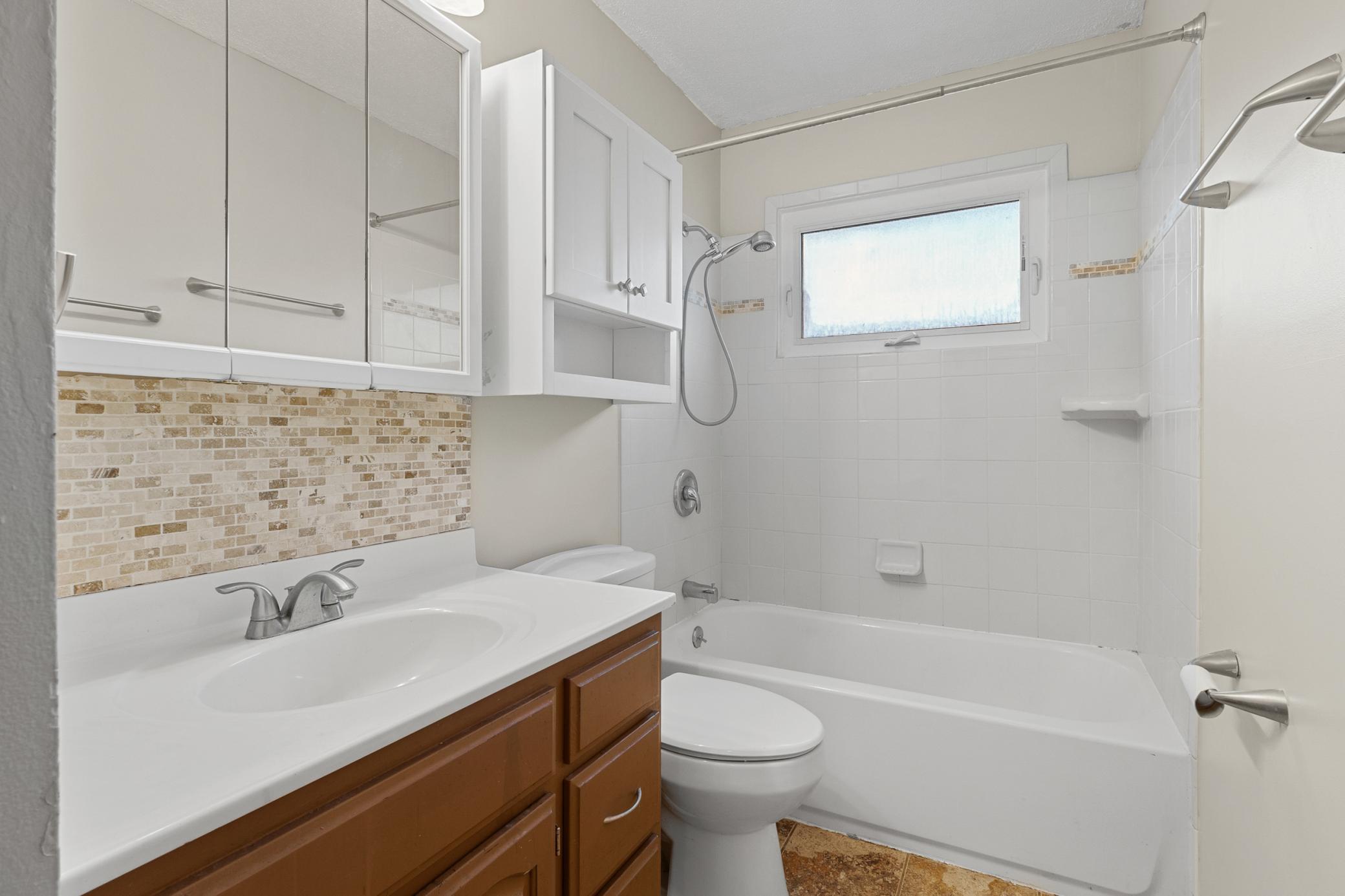 16497 Foliage Avenue W