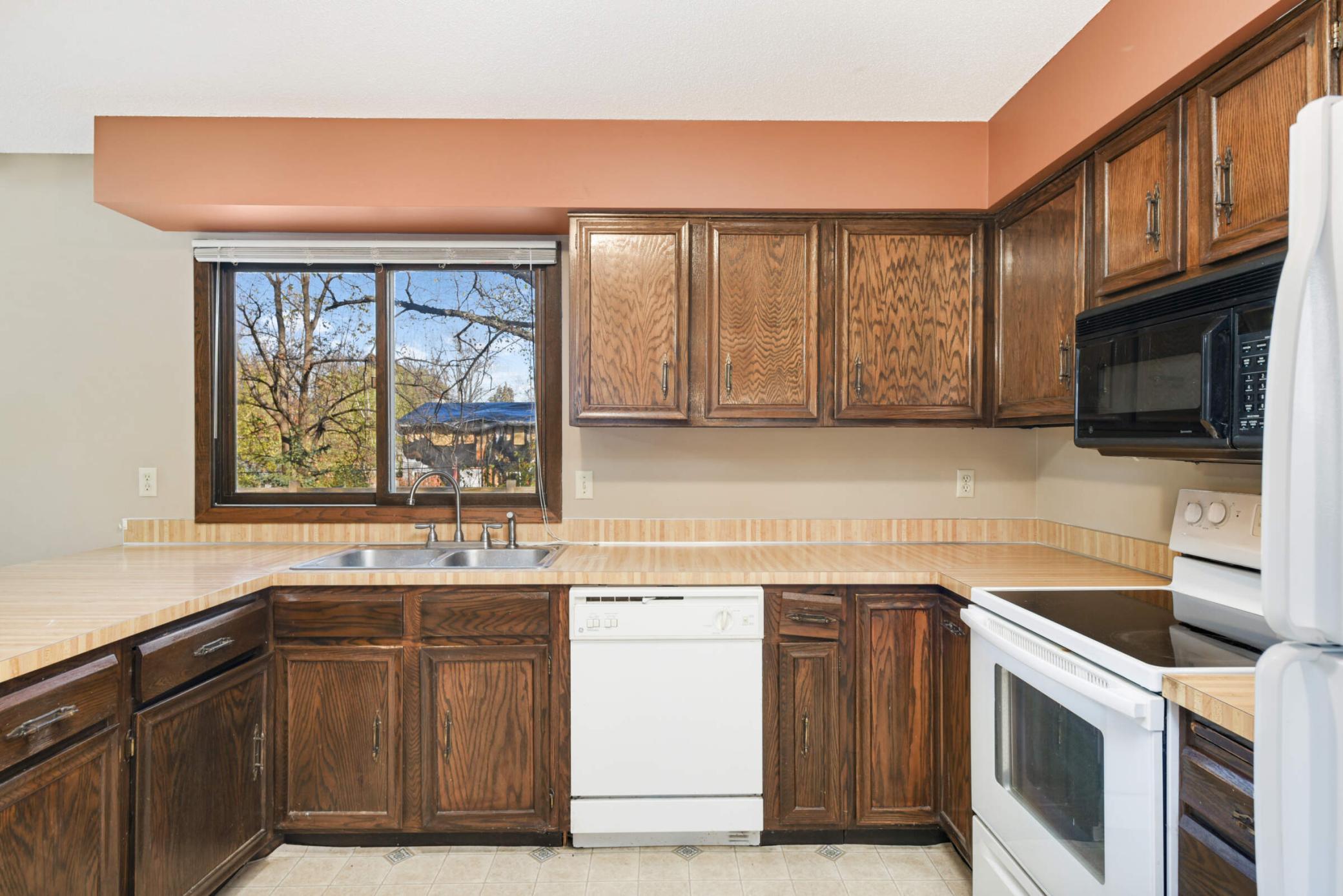 11415 W River Hills Drive
