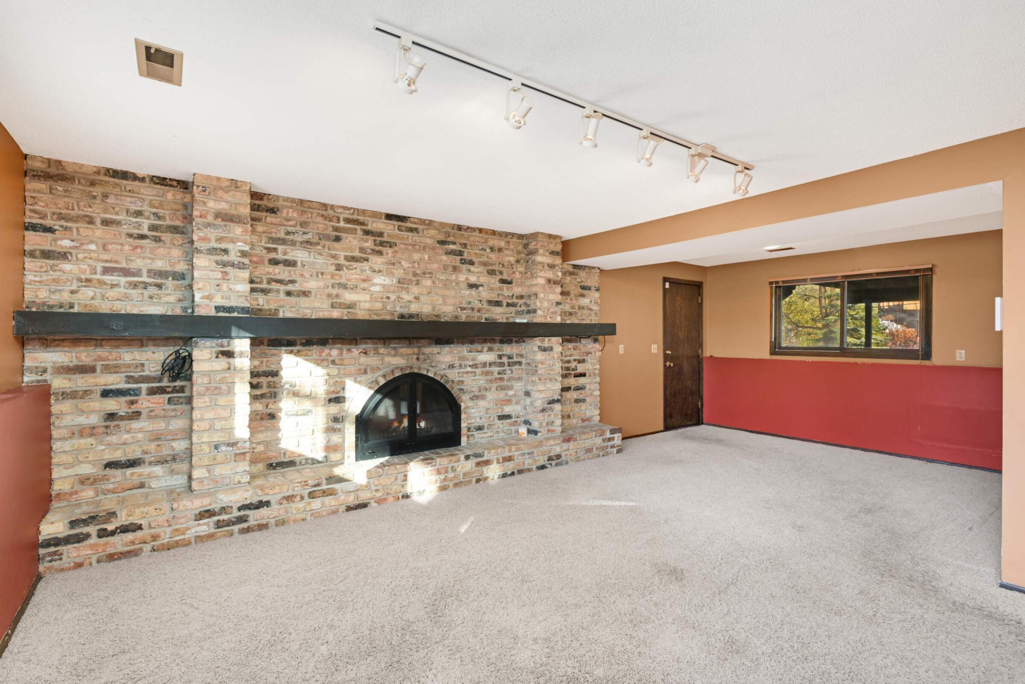 11415 W River Hills Drive