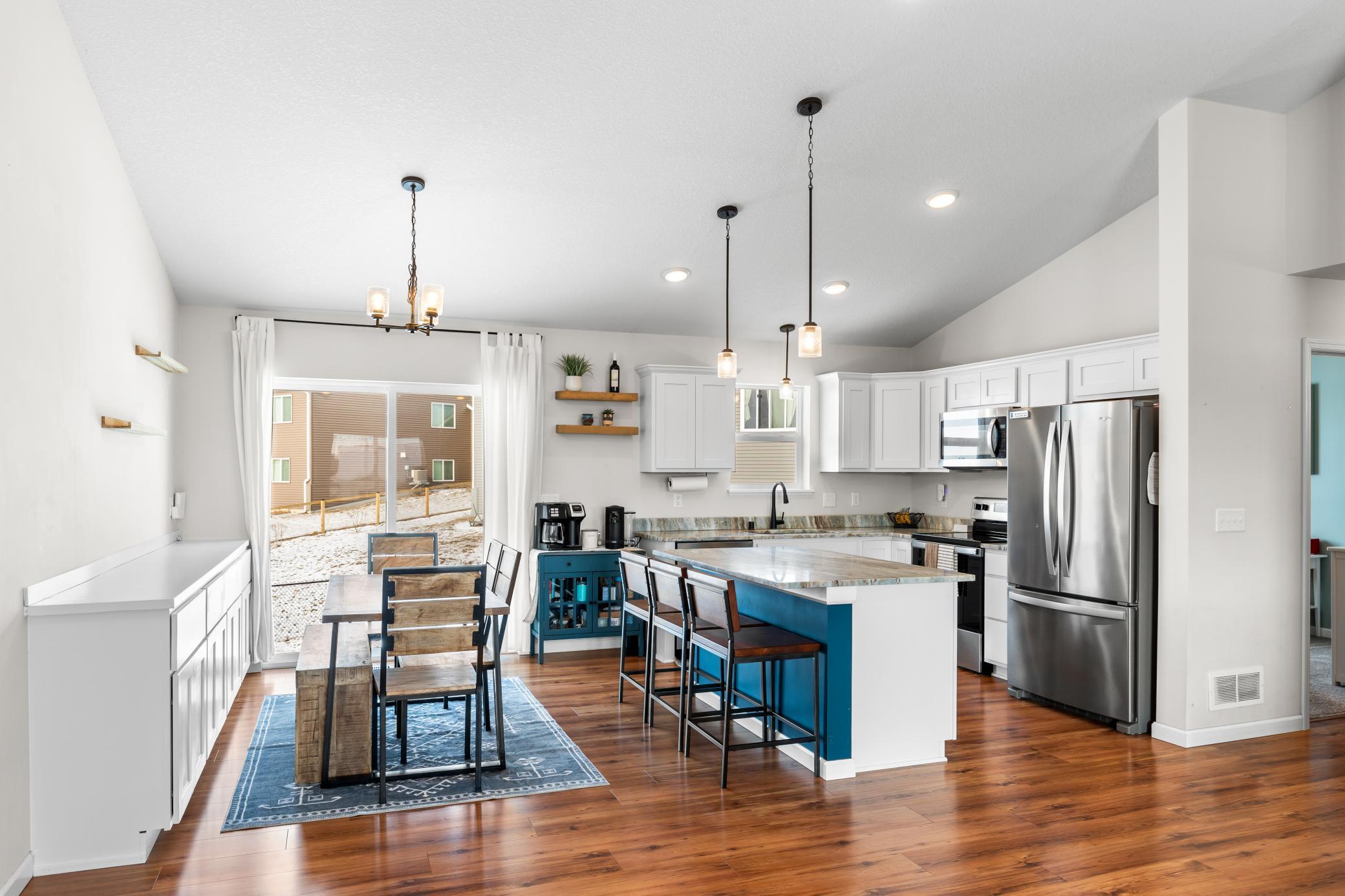 843 Hickory Curve