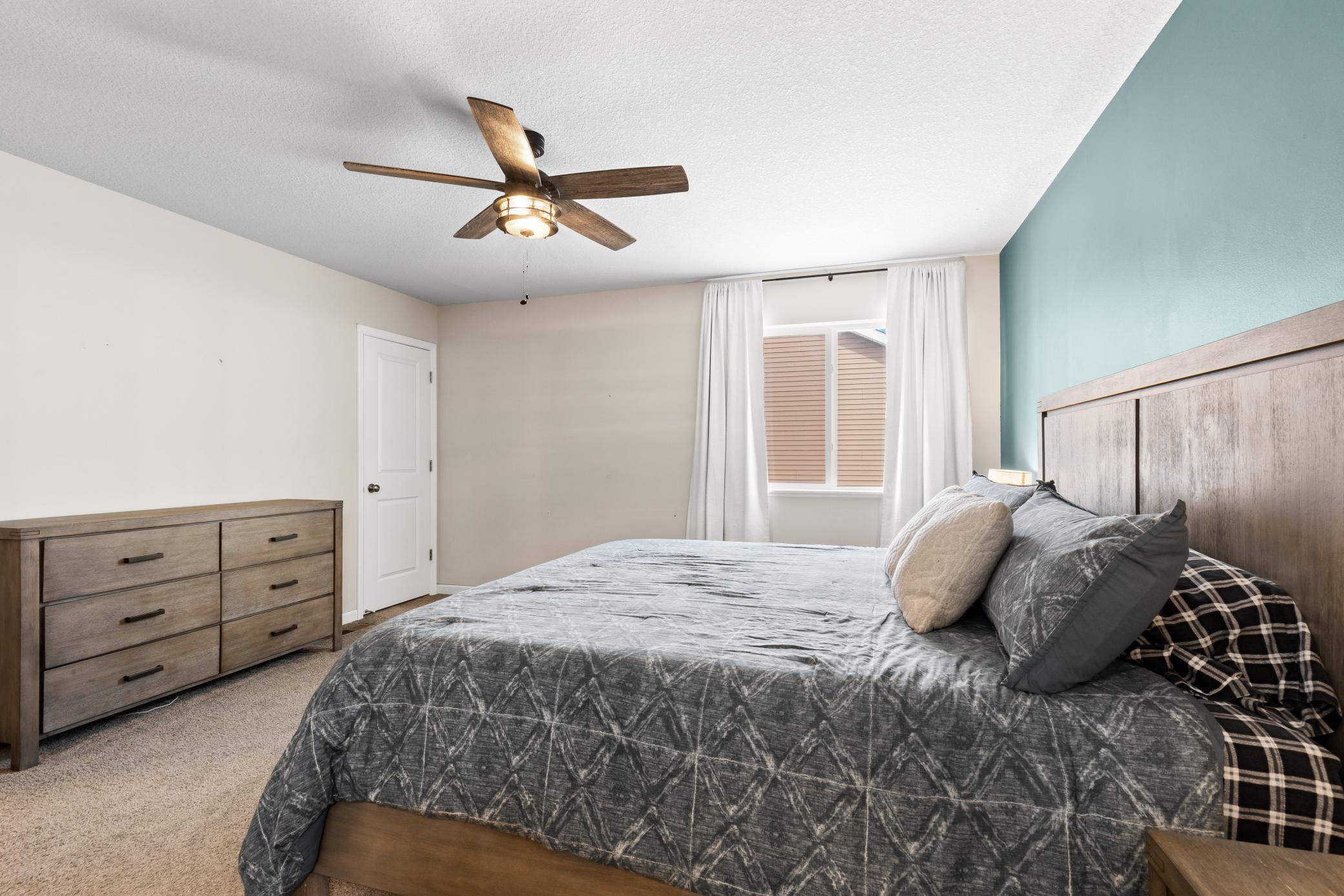 843 Hickory Curve