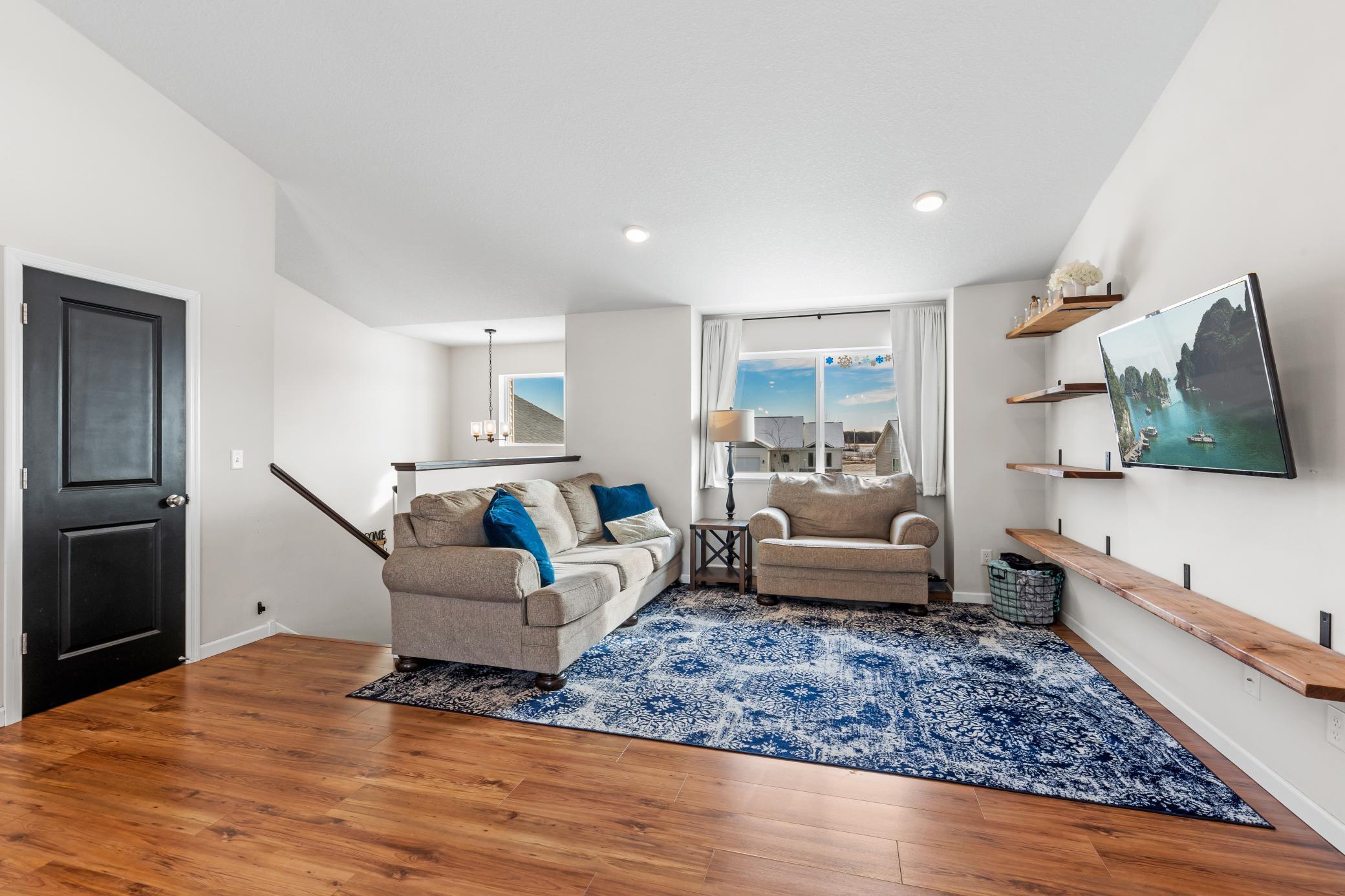 843 Hickory Curve