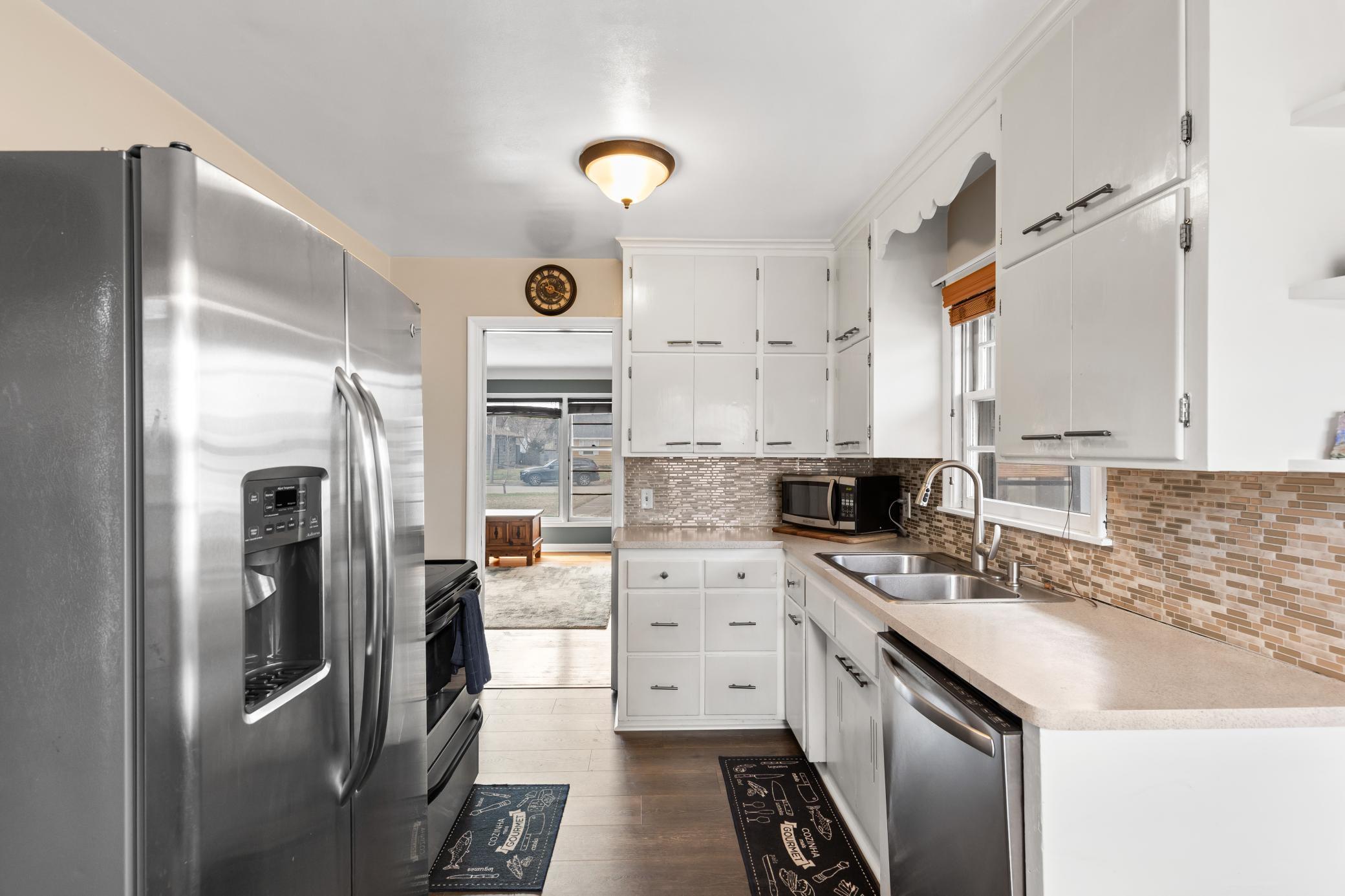 1616 E 57th Street
