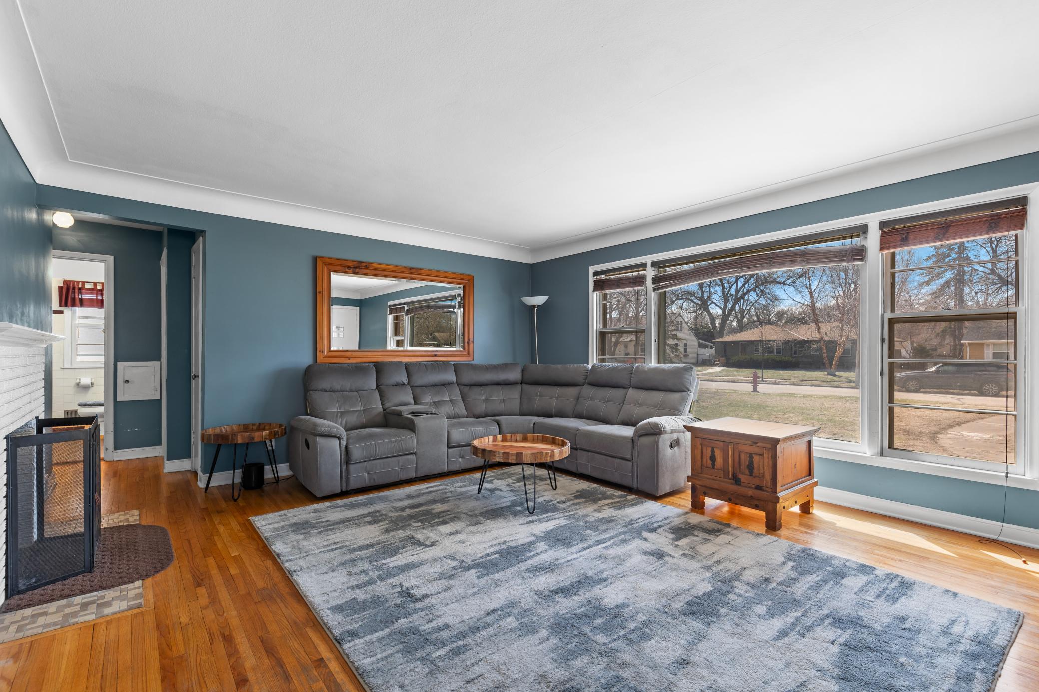 1616 E 57th Street