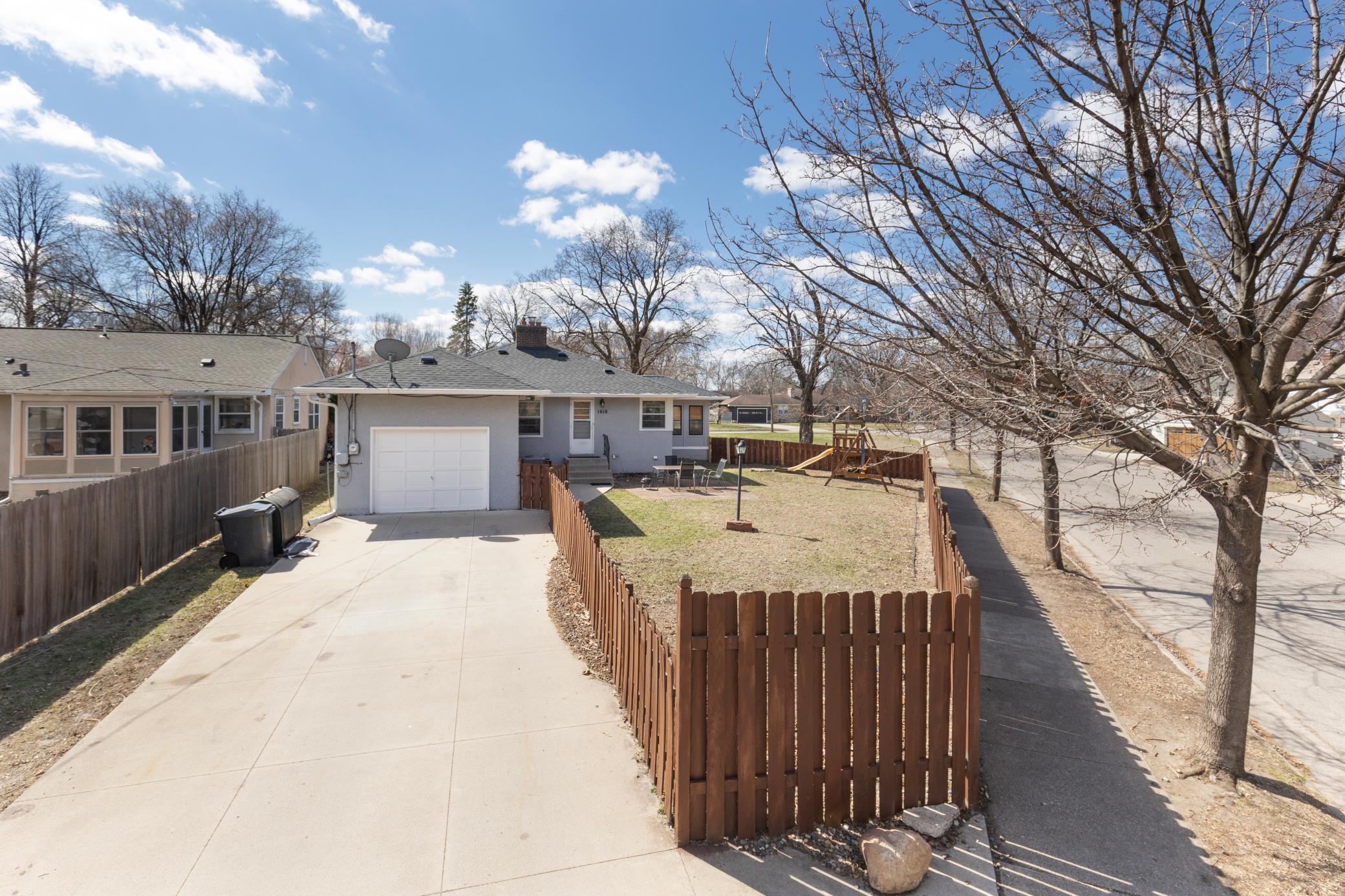 1616 E 57th Street