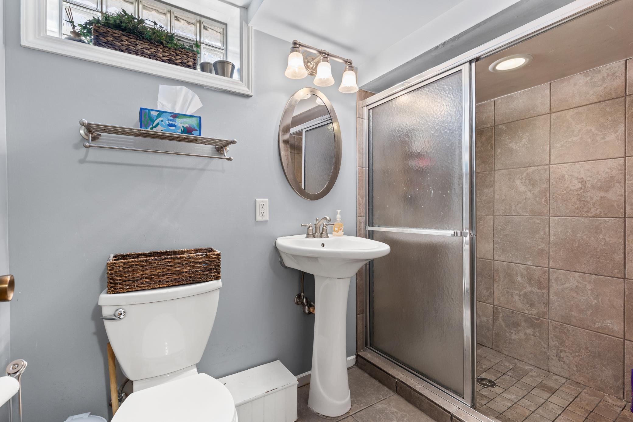 1616 E 57th Street