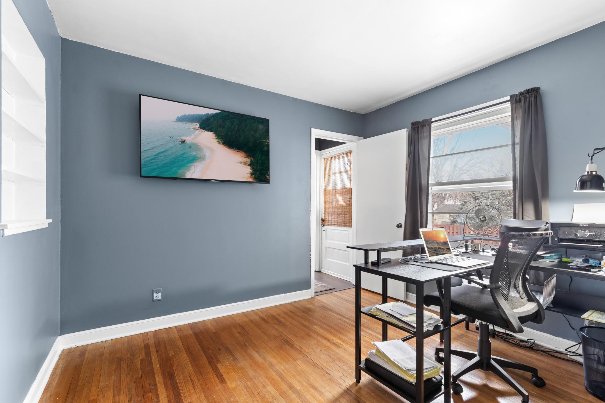 1616 E 57th Street