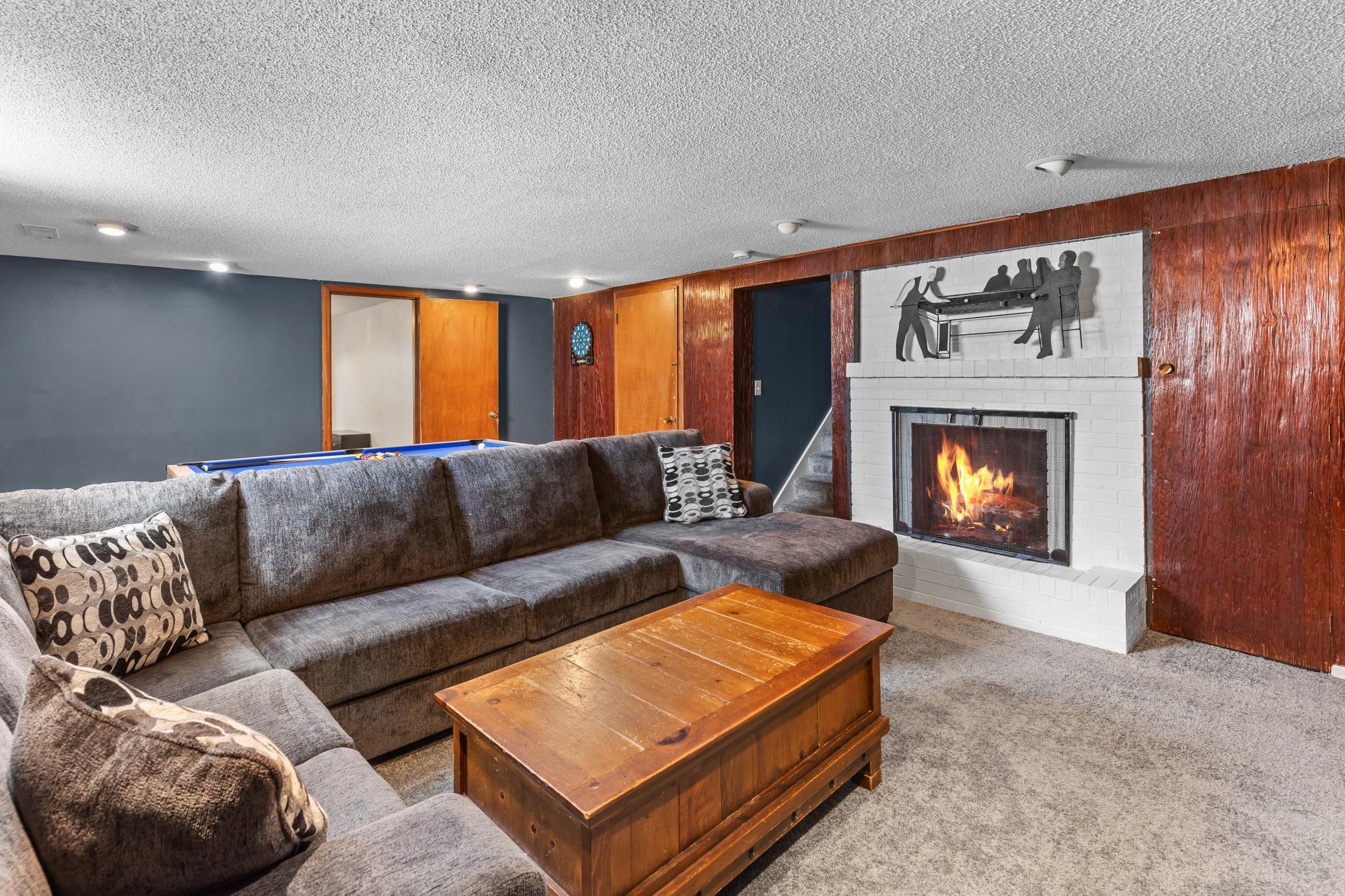 1616 E 57th Street