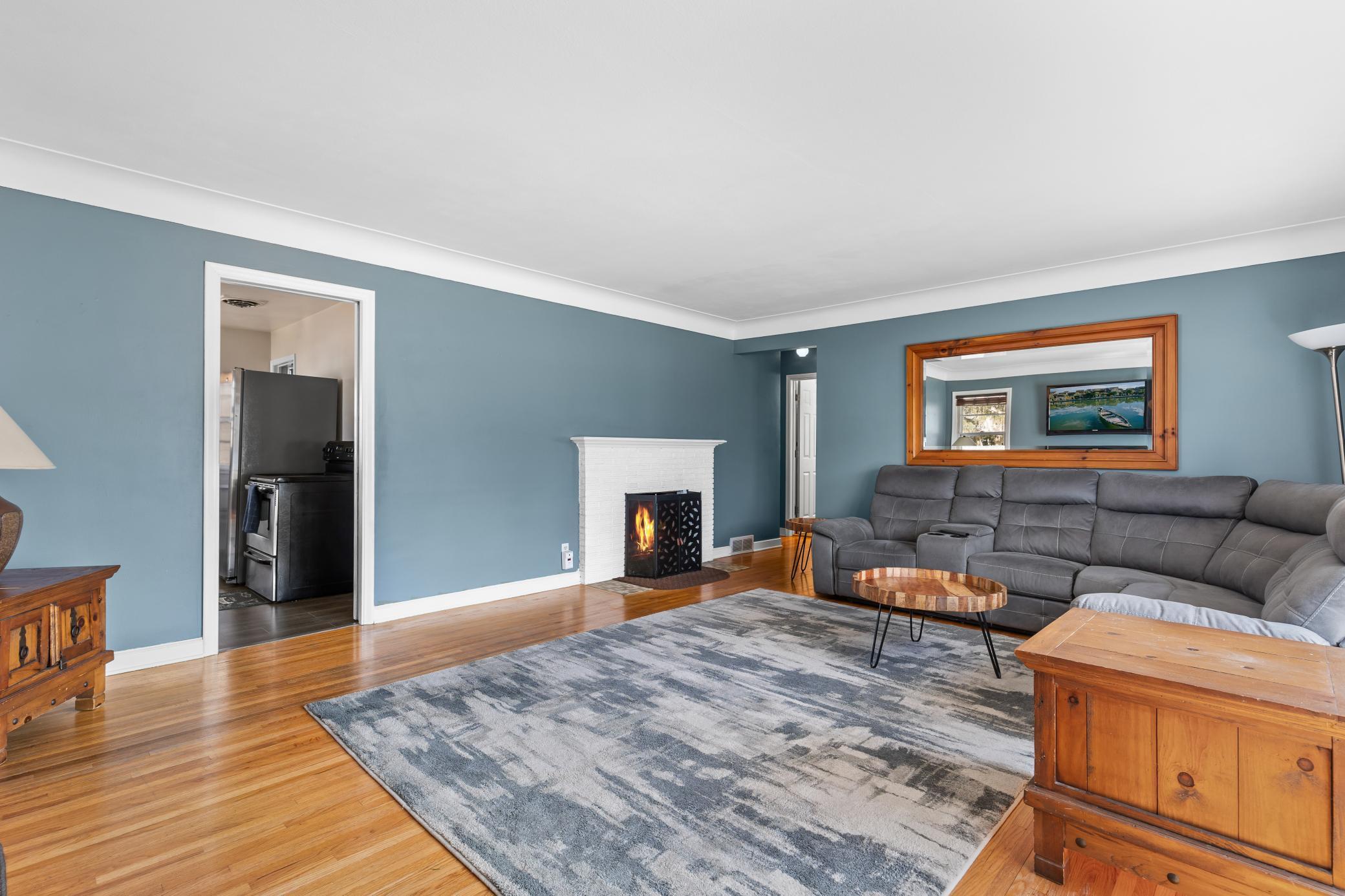 1616 E 57th Street