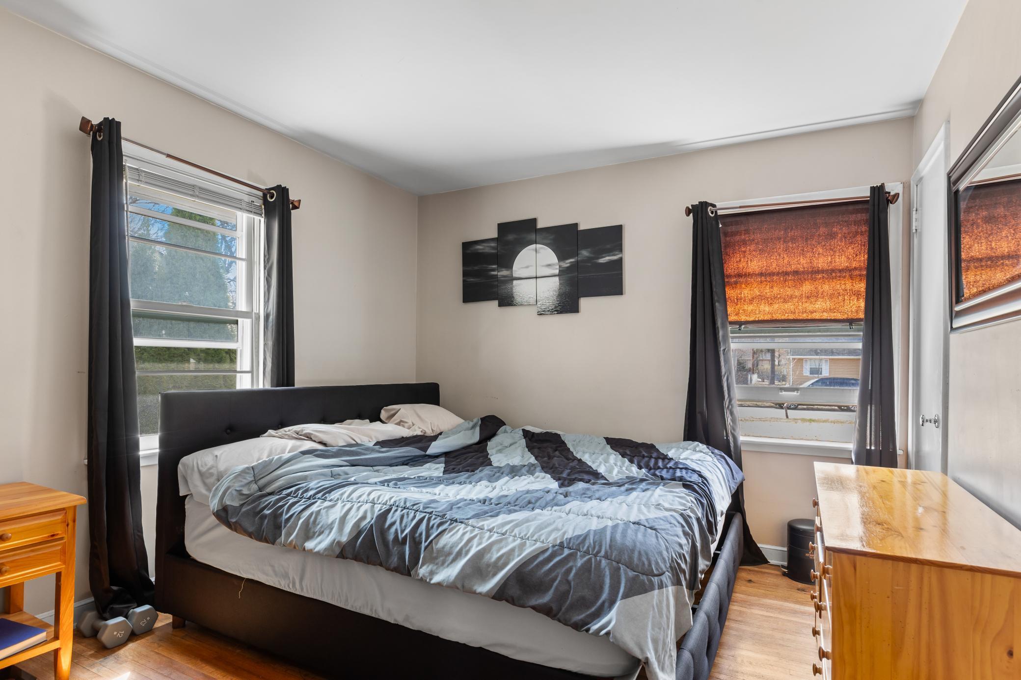 1616 E 57th Street