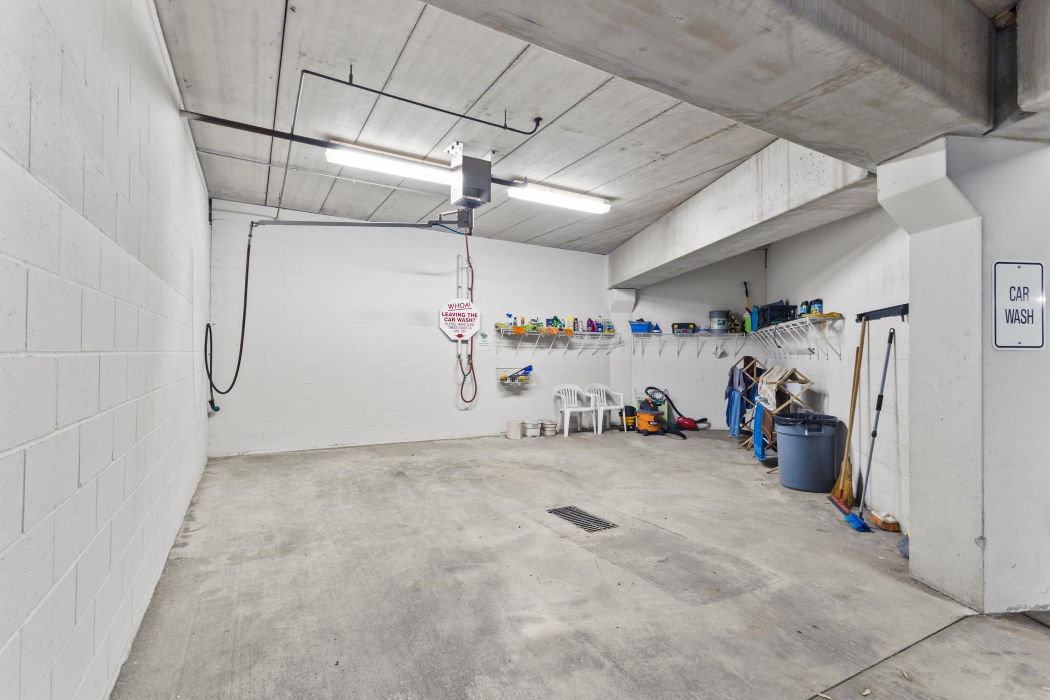 7100 Metro Boulevard Unit: 116