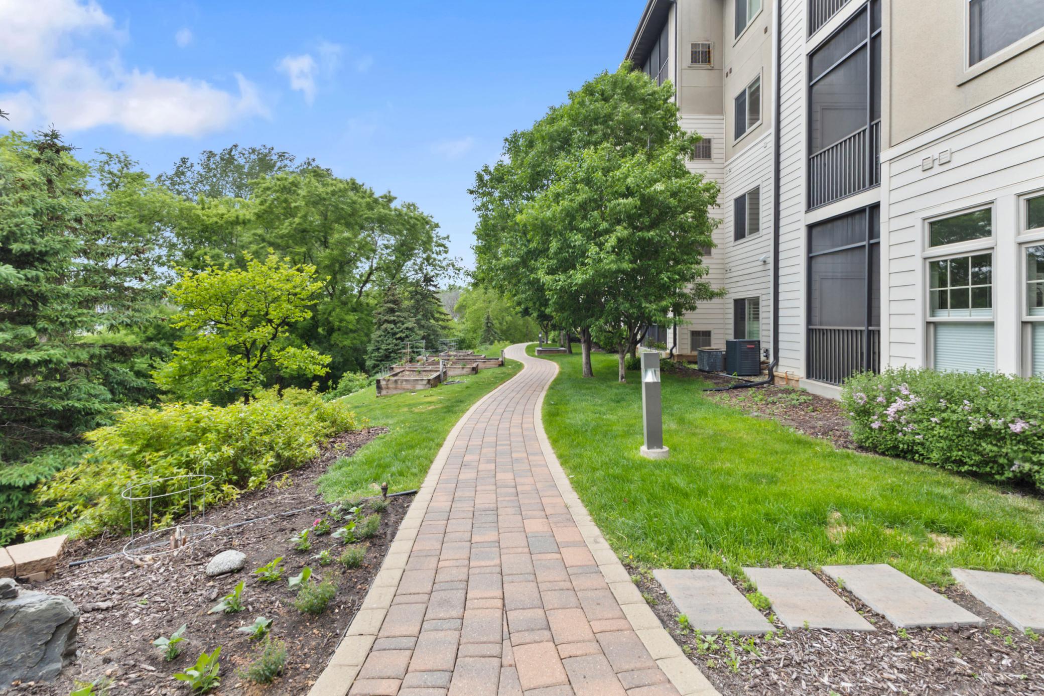 7100 Metro Boulevard Unit: 116