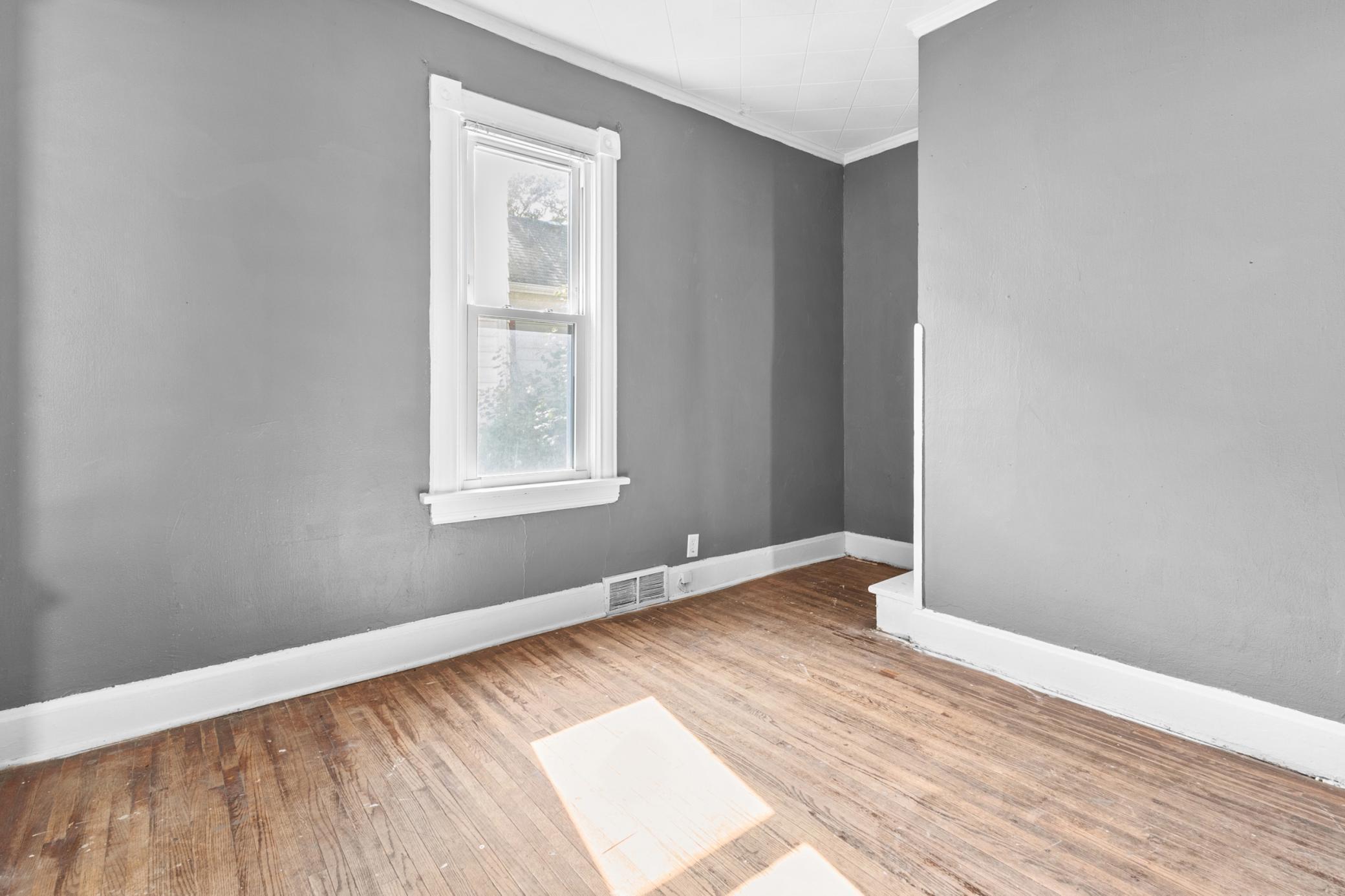 324 Van Buren Avenue