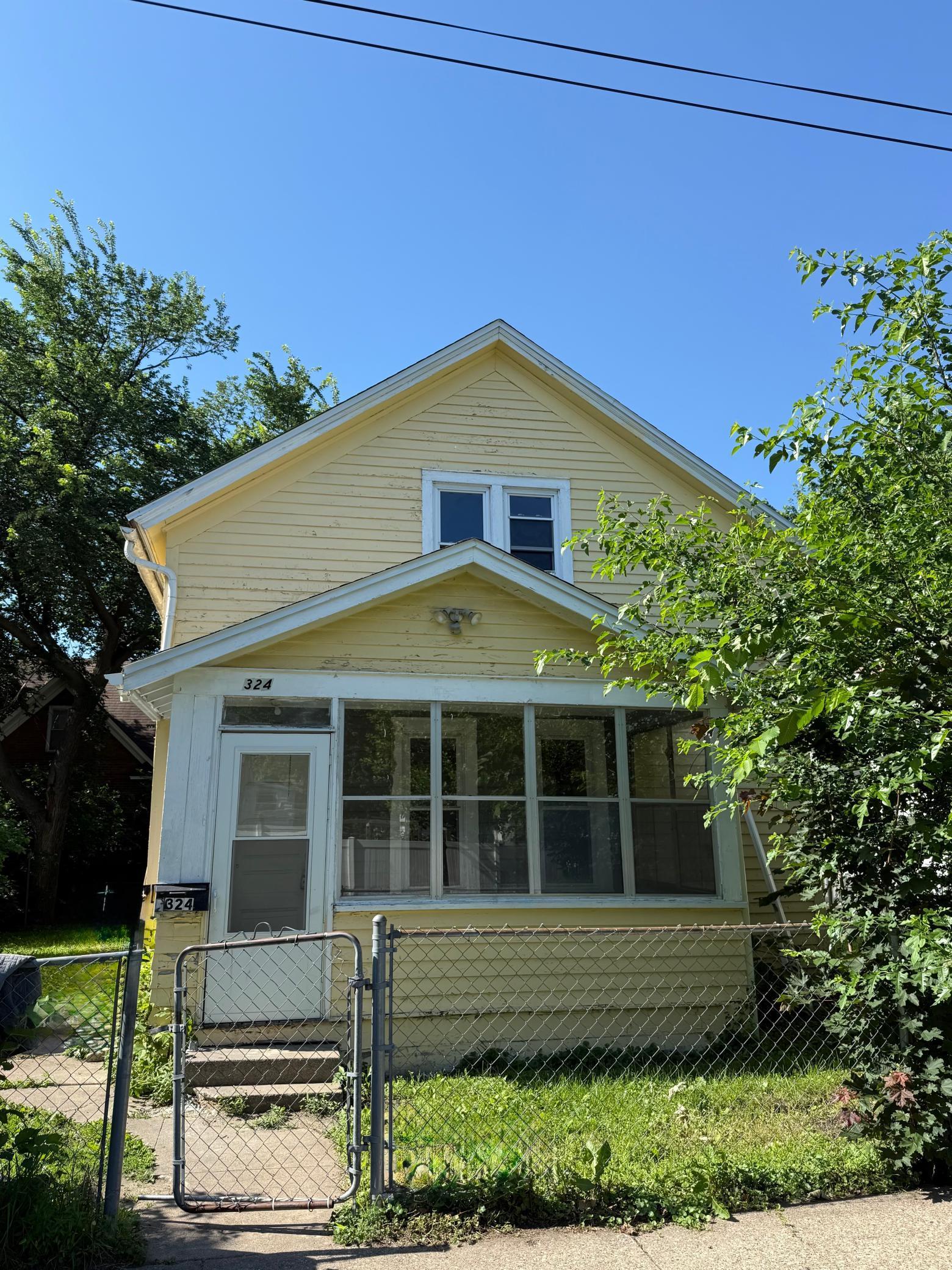 324 Van Buren Avenue