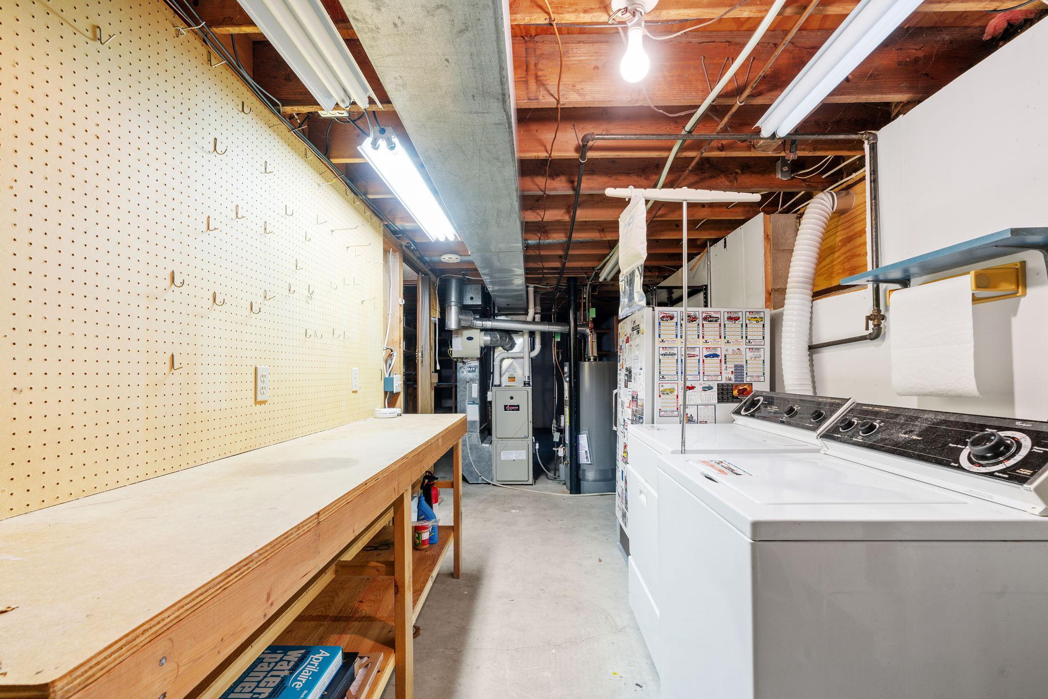 1381 Balsam Street E