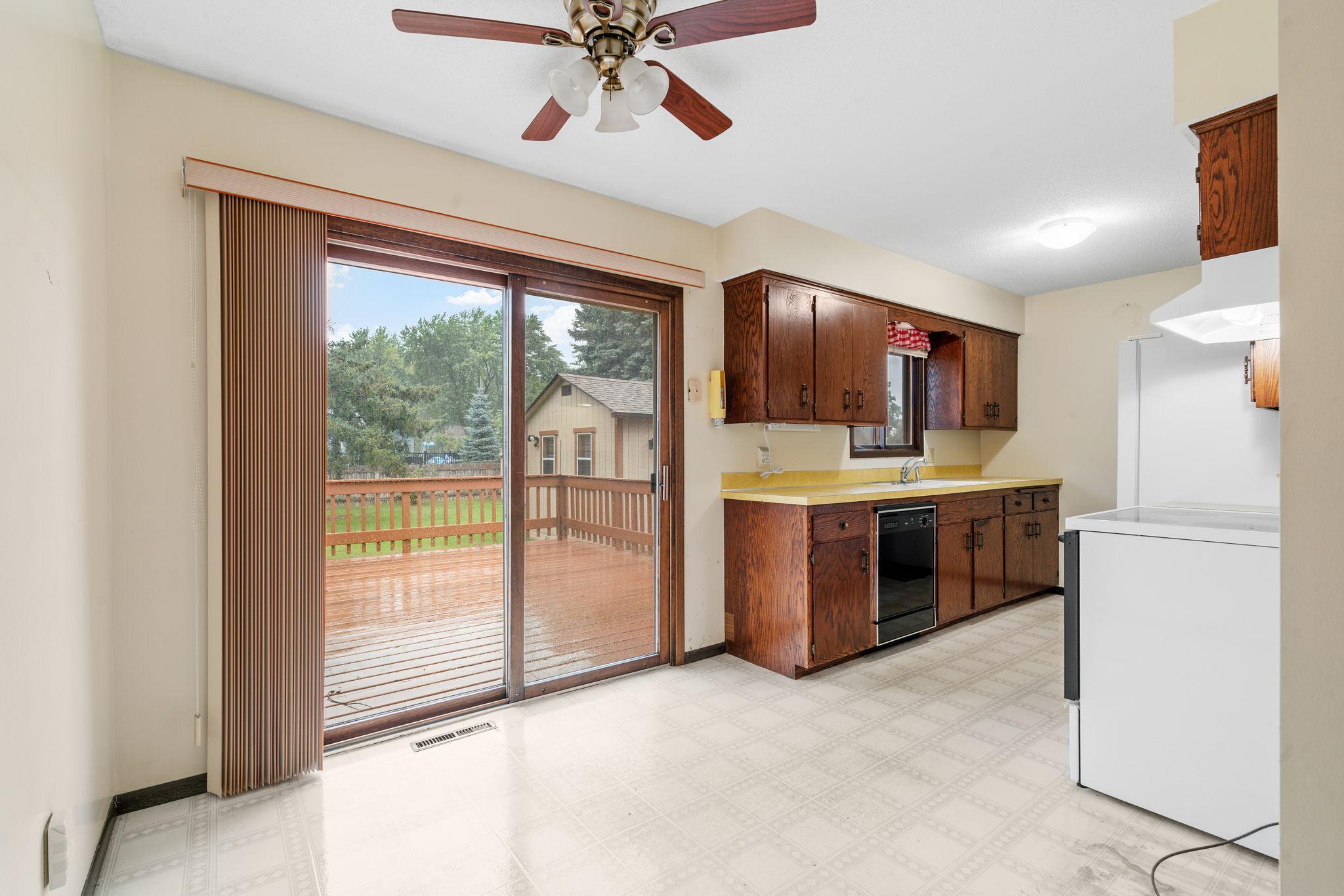 1381 Balsam Street E