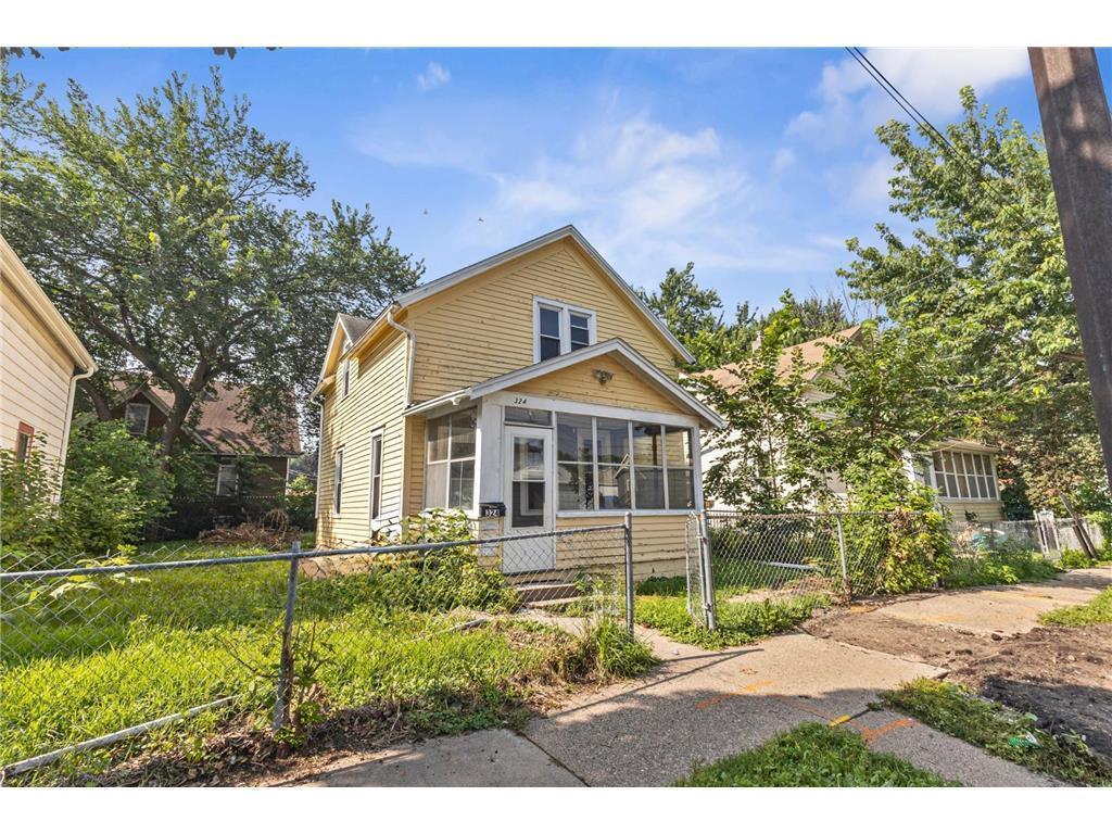 324 Van Buren Avenue