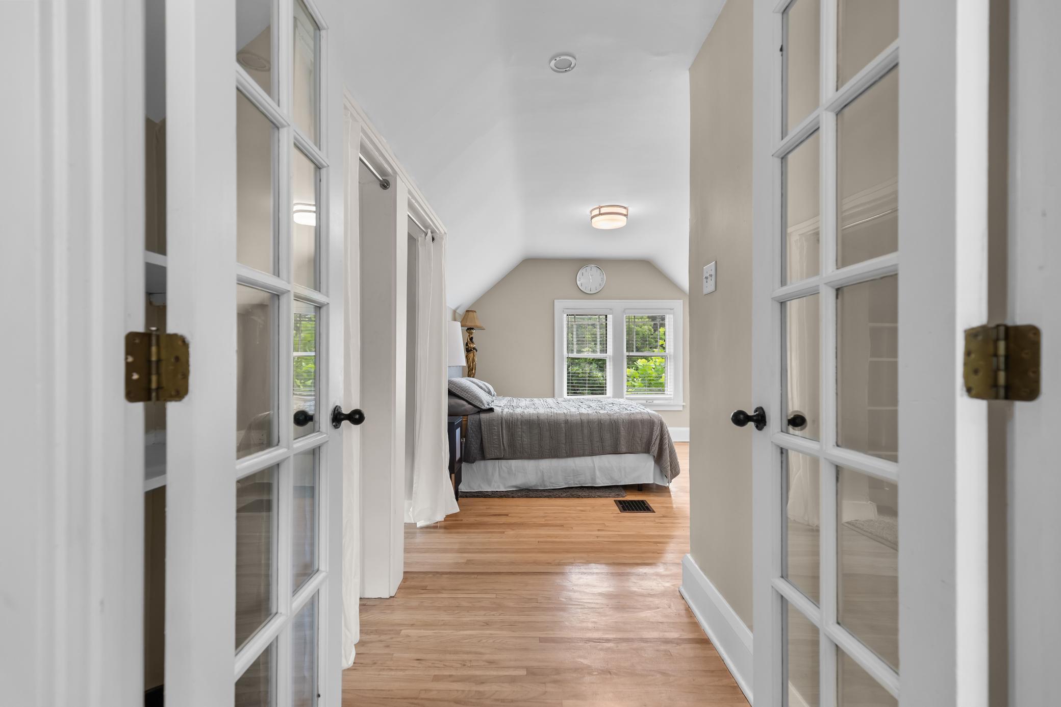 3324 Weenonah Place