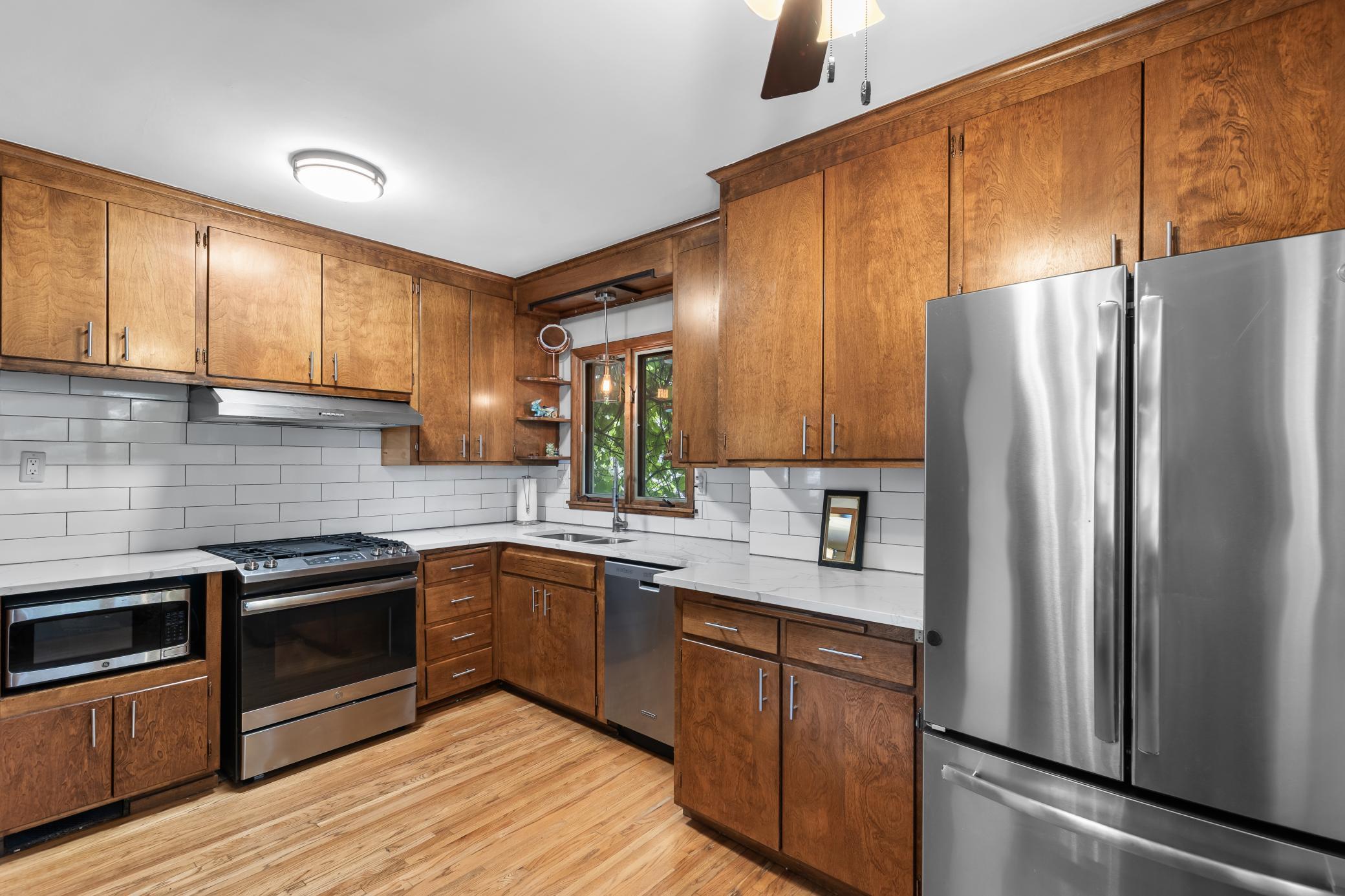 3324 Weenonah Place