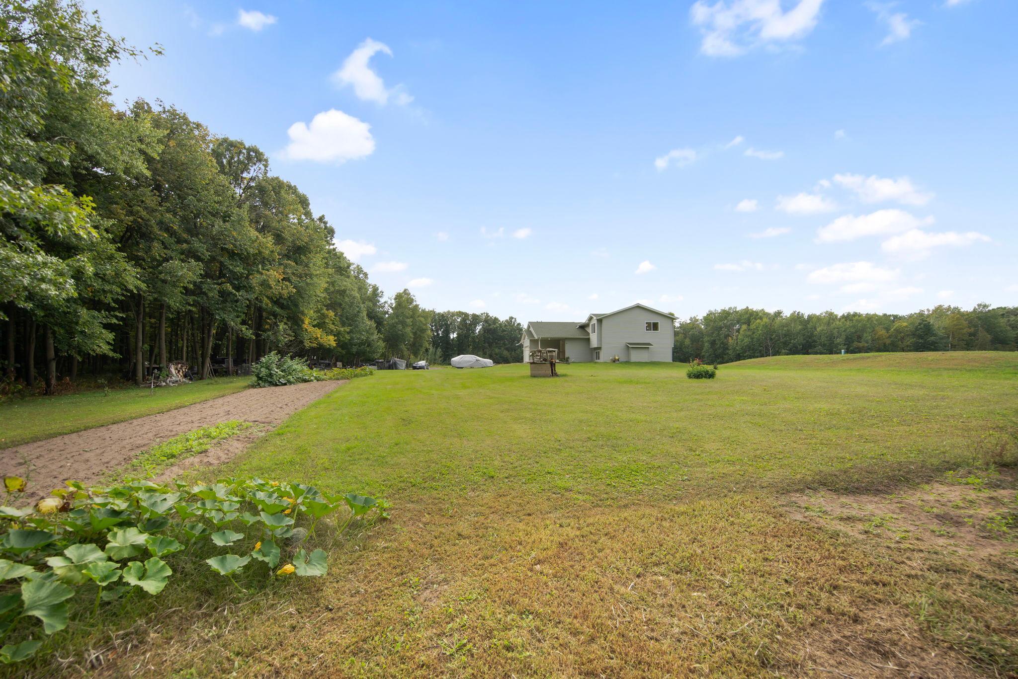 4569 Hummingbird Road
