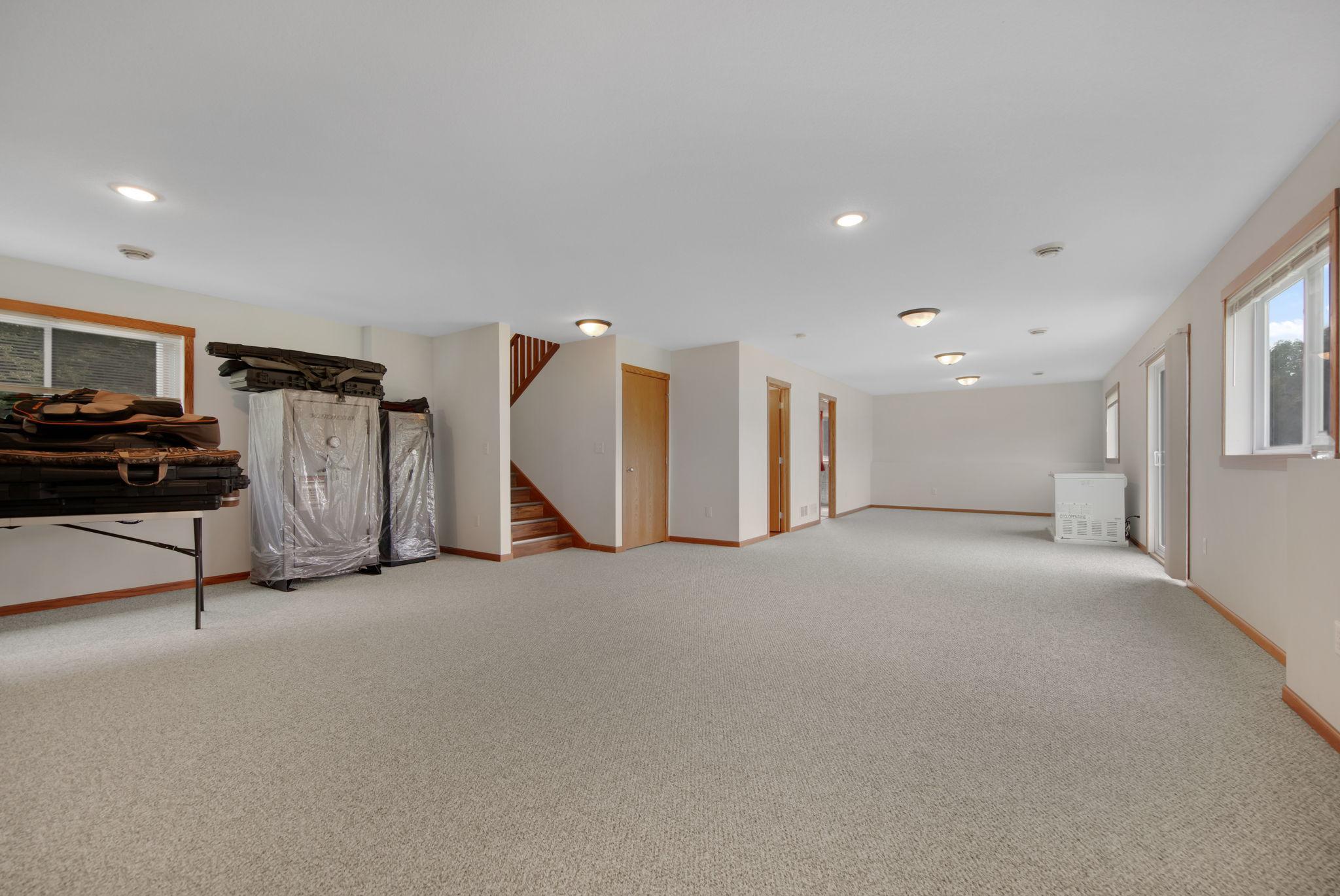 4569 Hummingbird Road