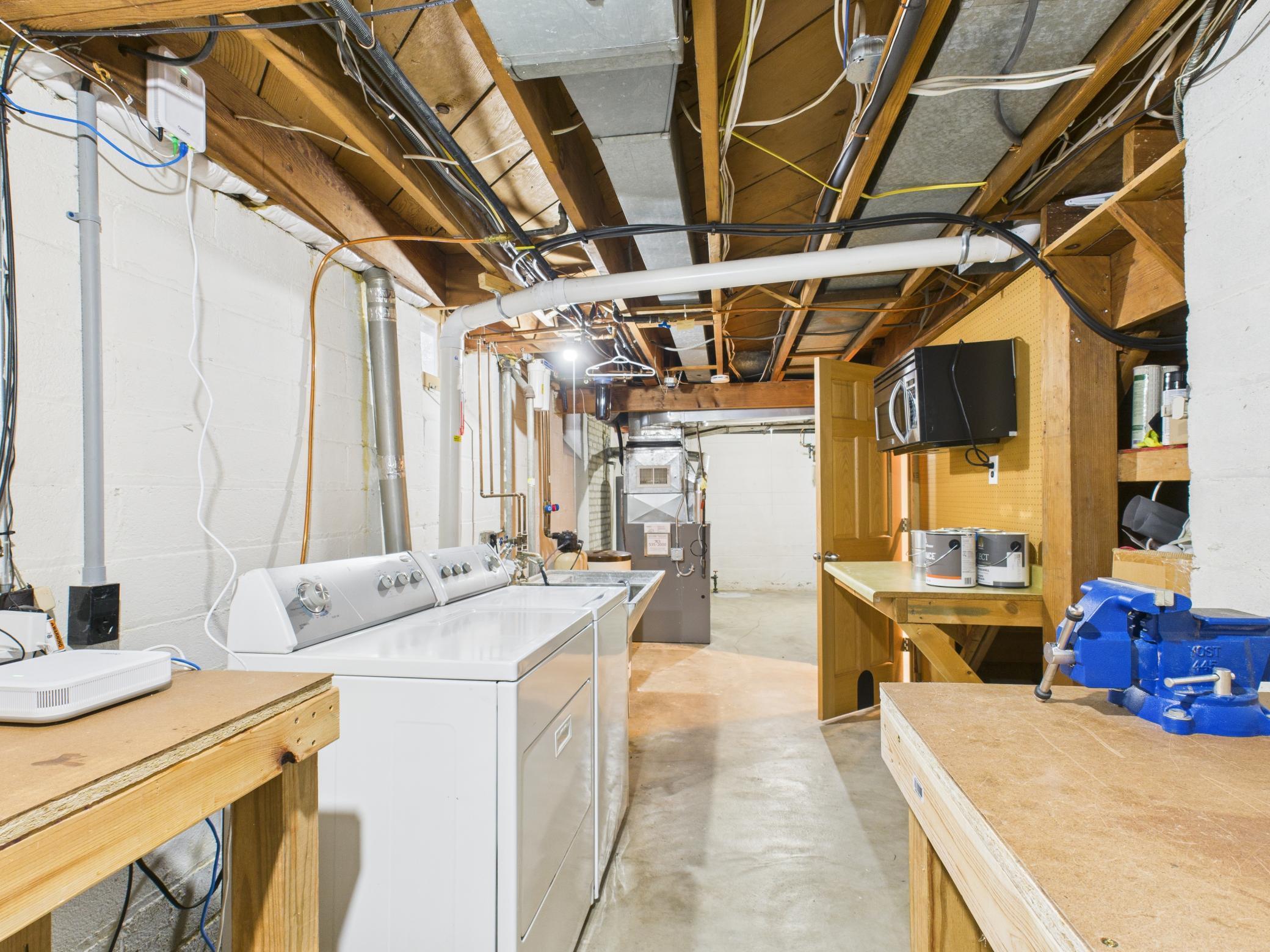 4534 Vallacher Avenue