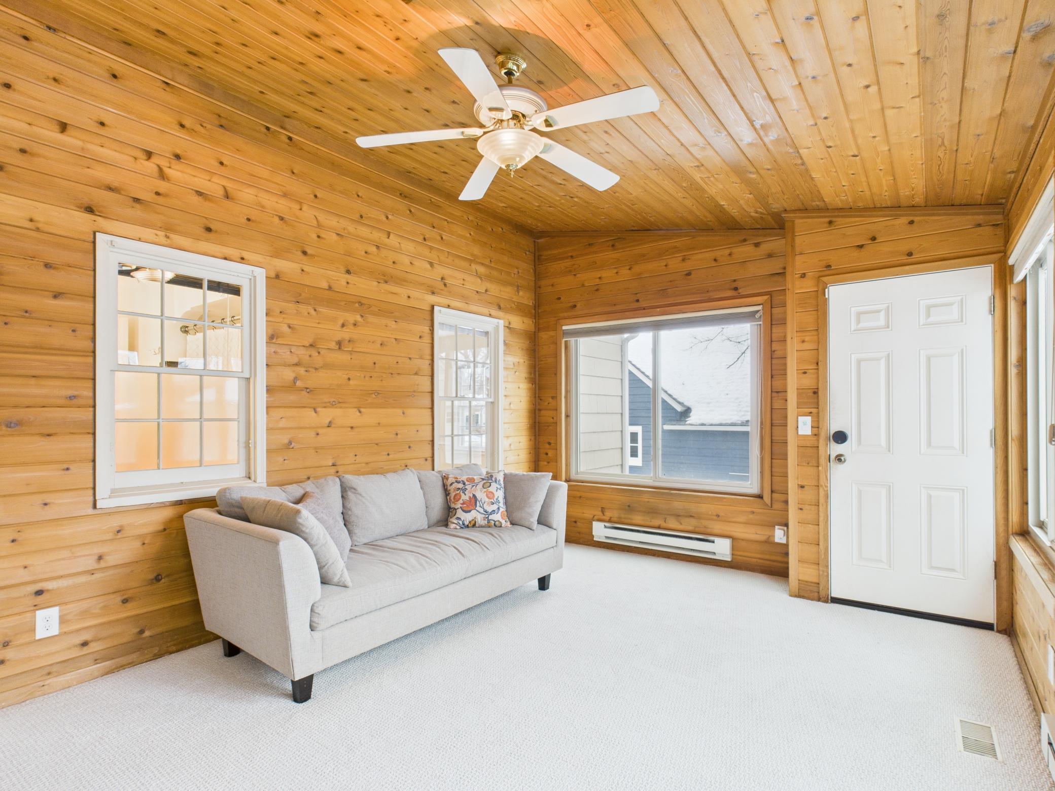 4534 Vallacher Avenue