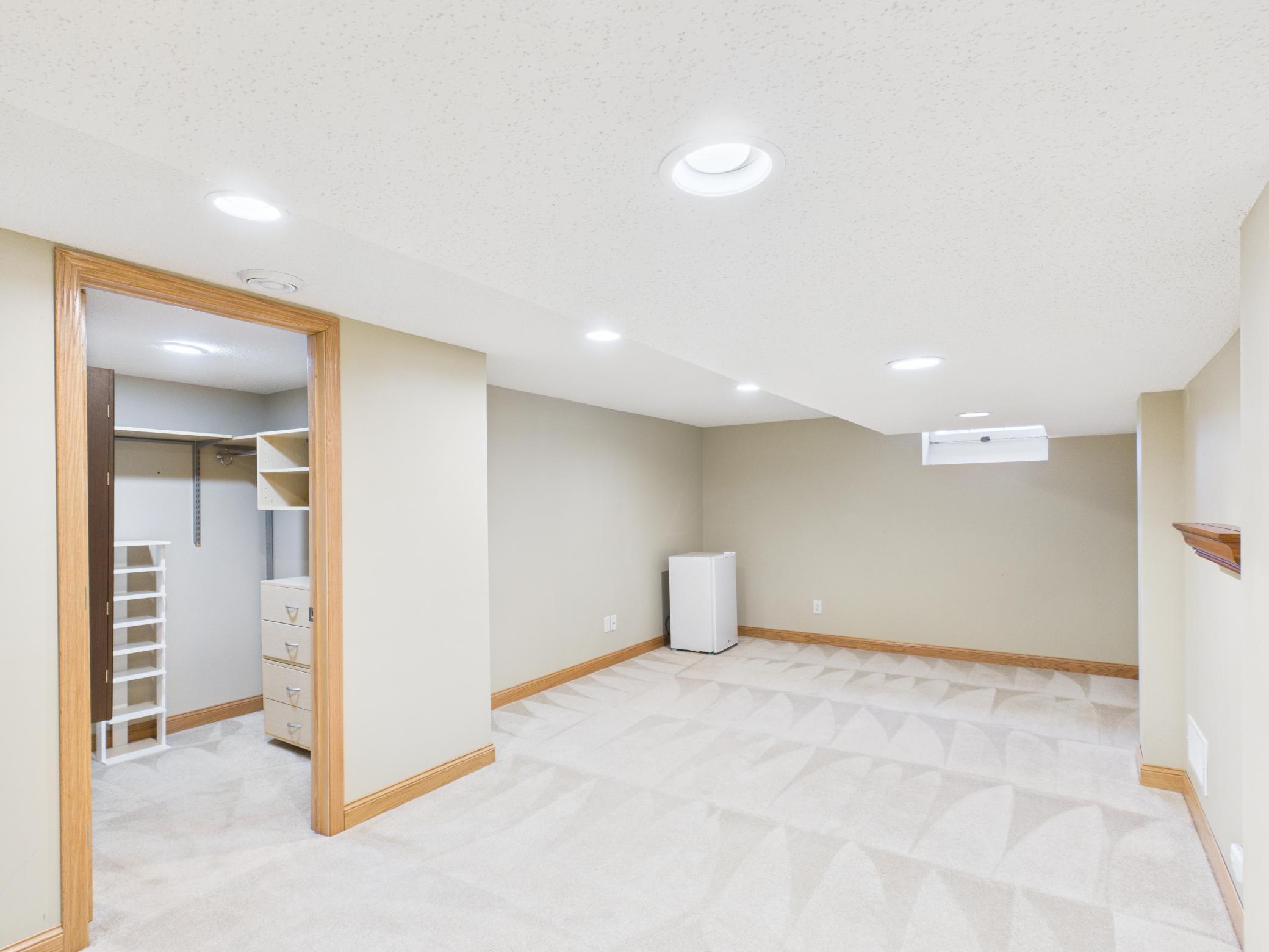 4534 Vallacher Avenue