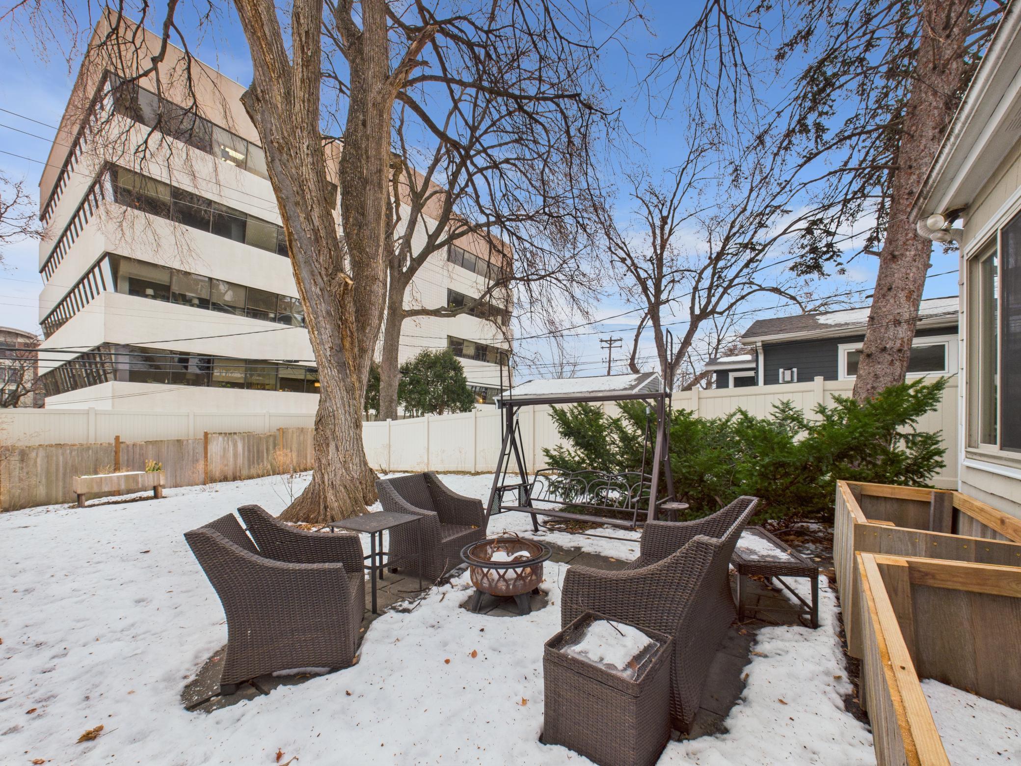 4534 Vallacher Avenue