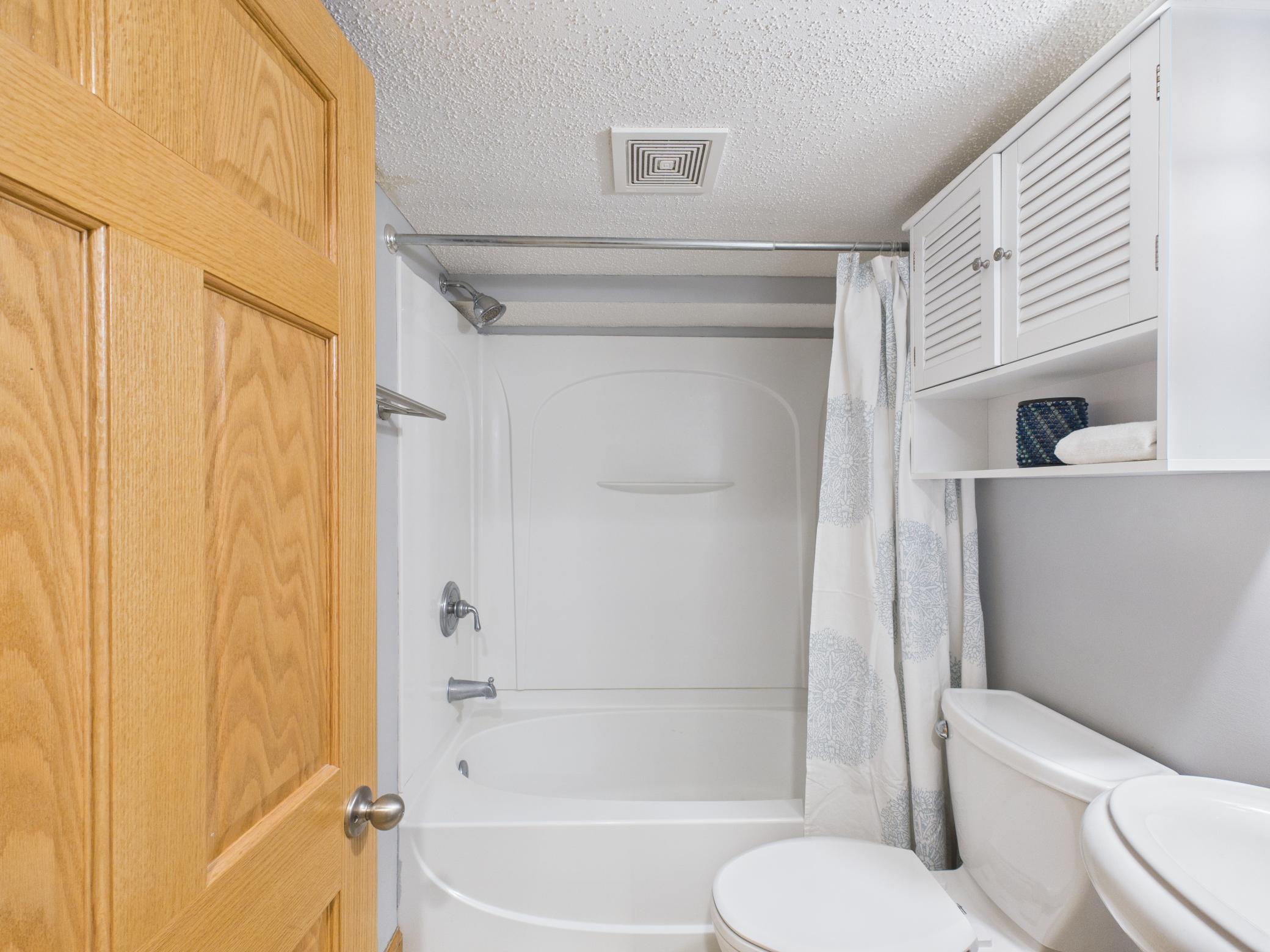 4534 Vallacher Avenue