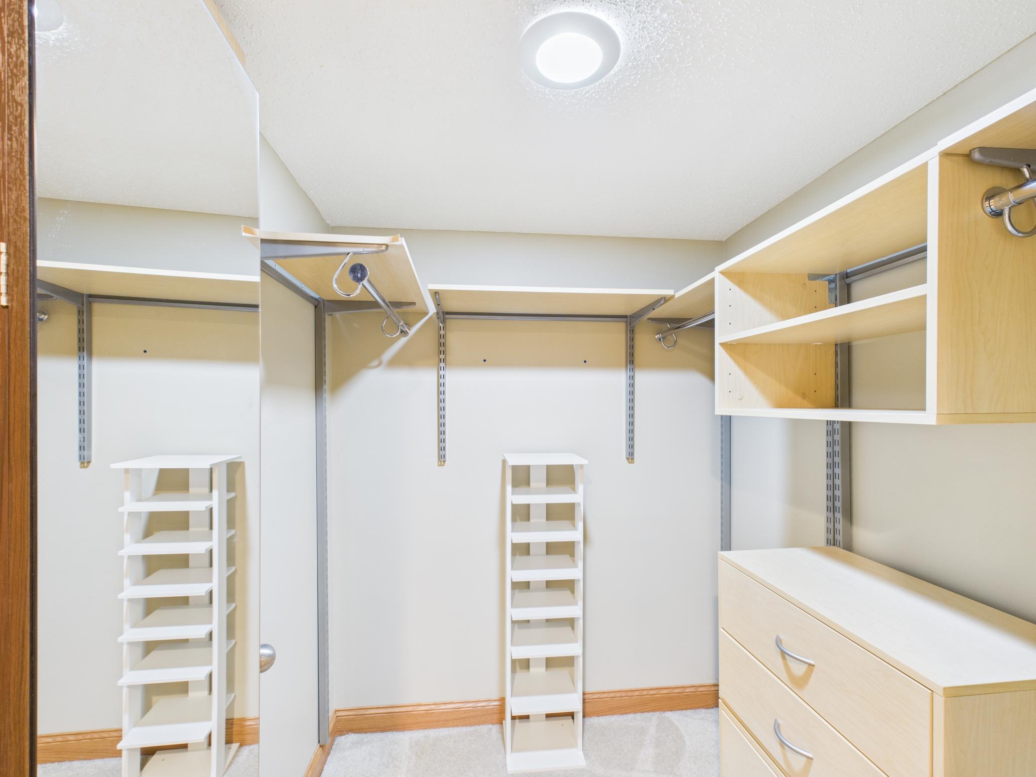 4534 Vallacher Avenue