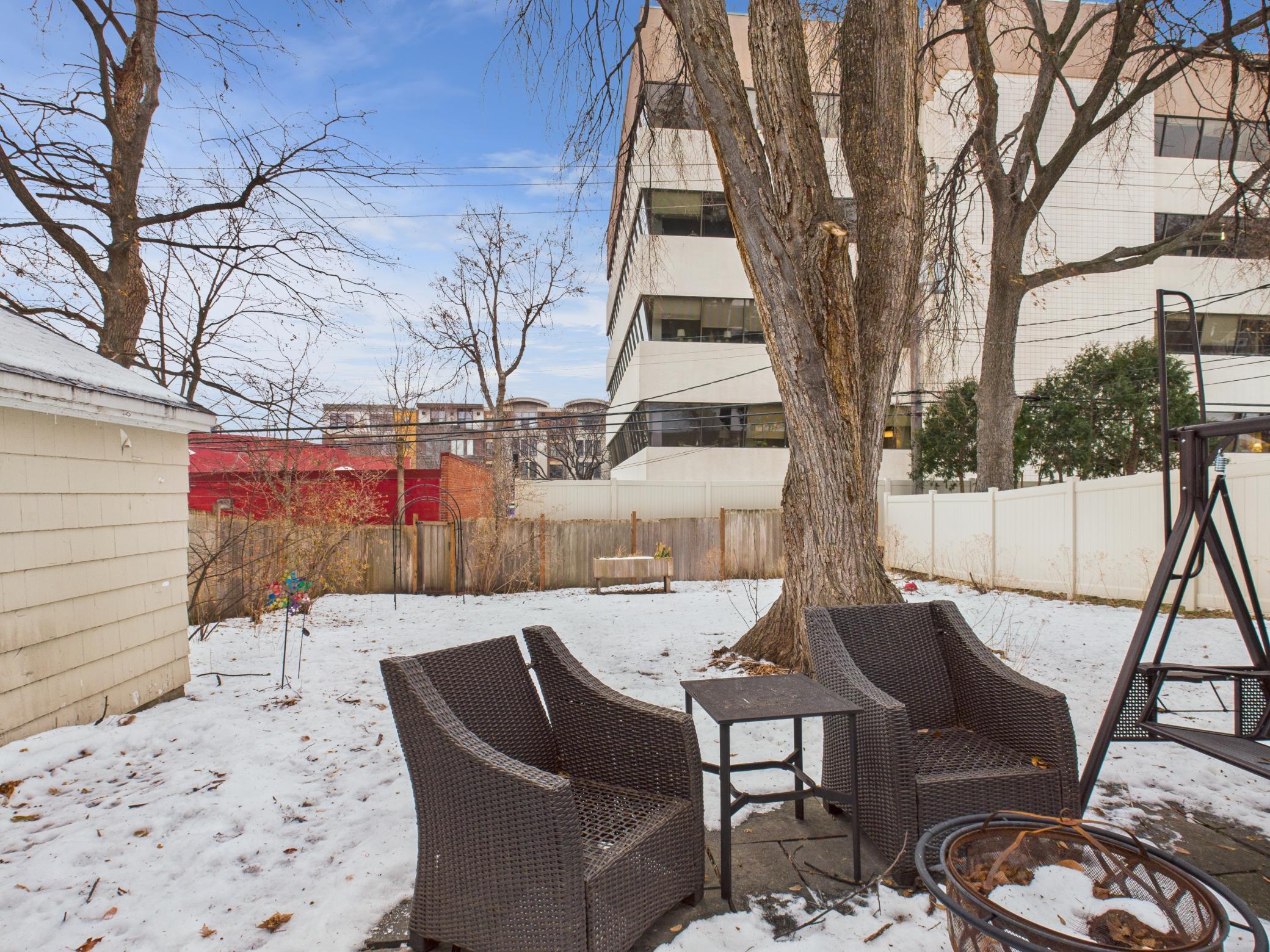 4534 Vallacher Avenue