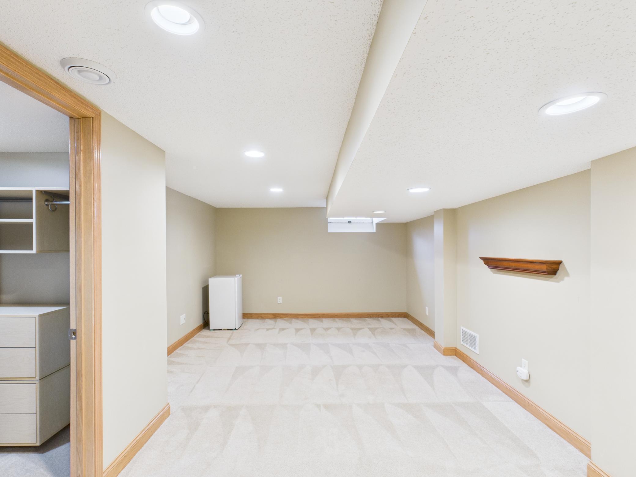 4534 Vallacher Avenue