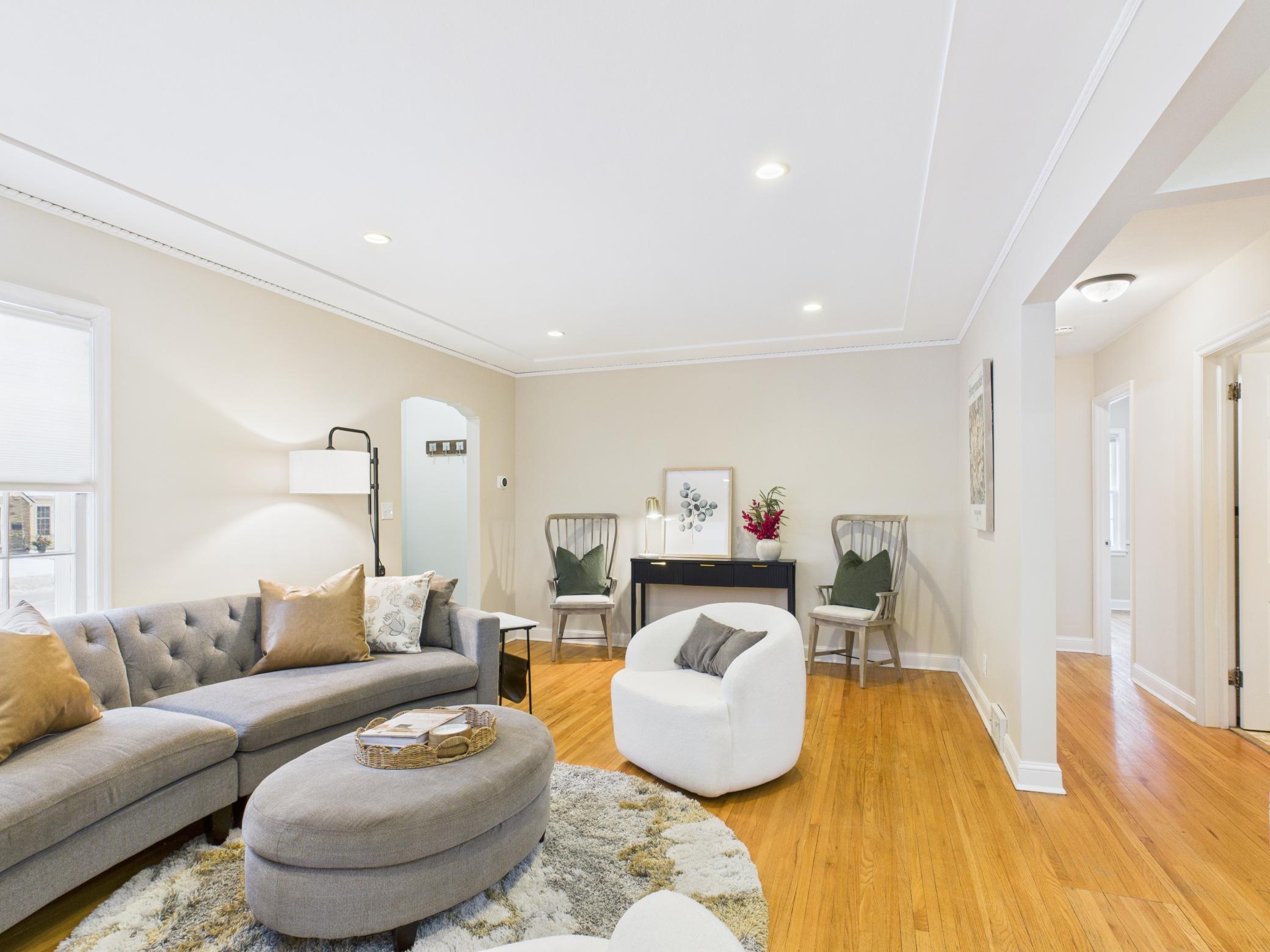 4534 Vallacher Avenue