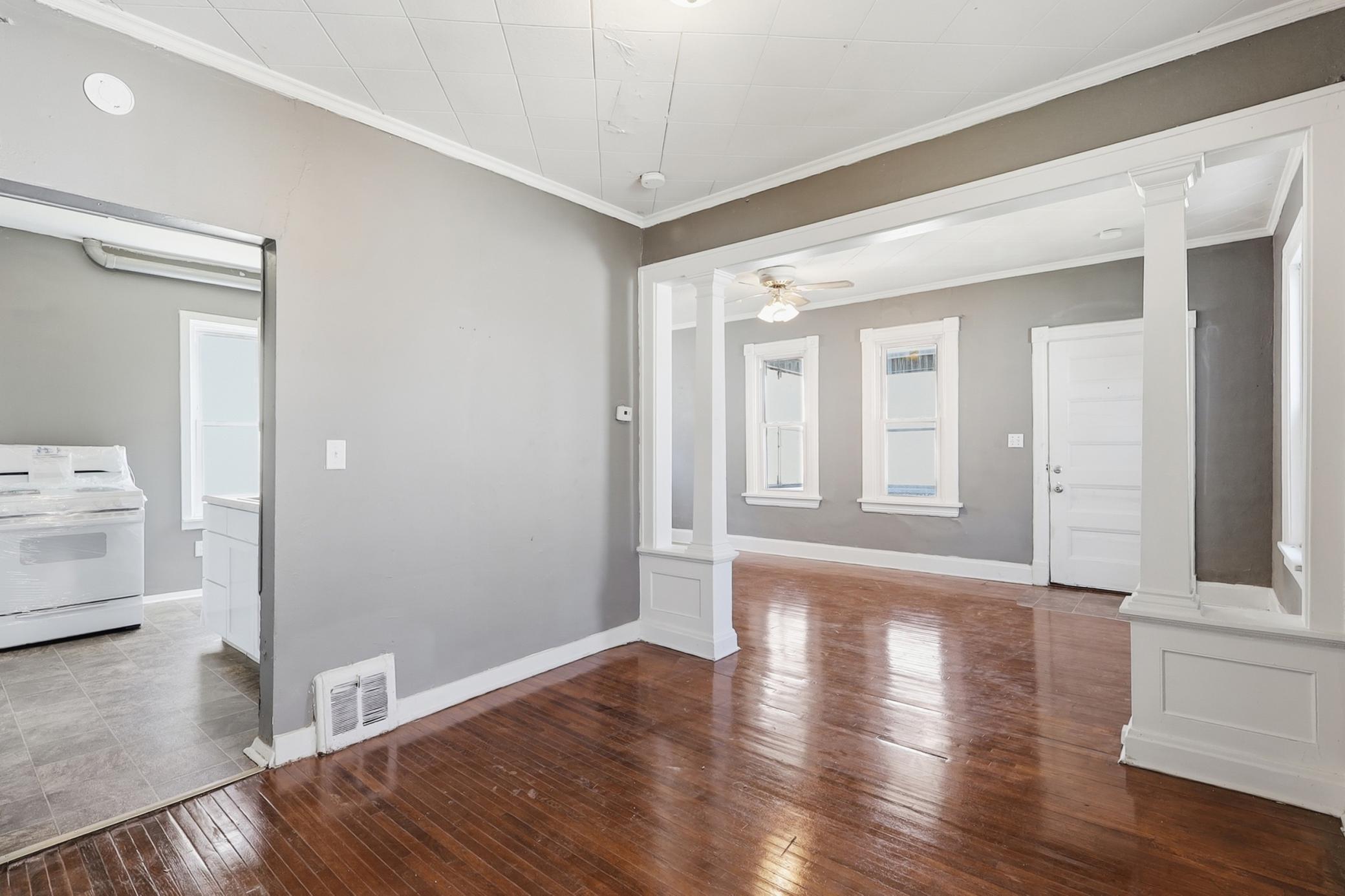 324 Van Buren Avenue