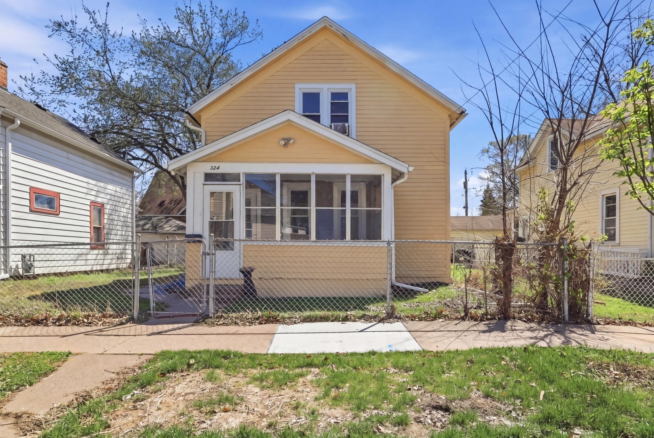 324 Van Buren Avenue