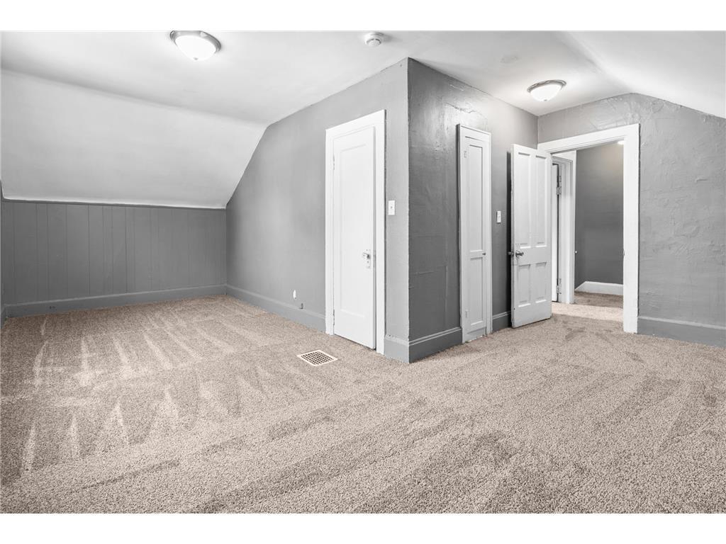 324 Van Buren Avenue