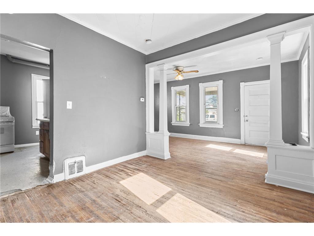 324 Van Buren Avenue