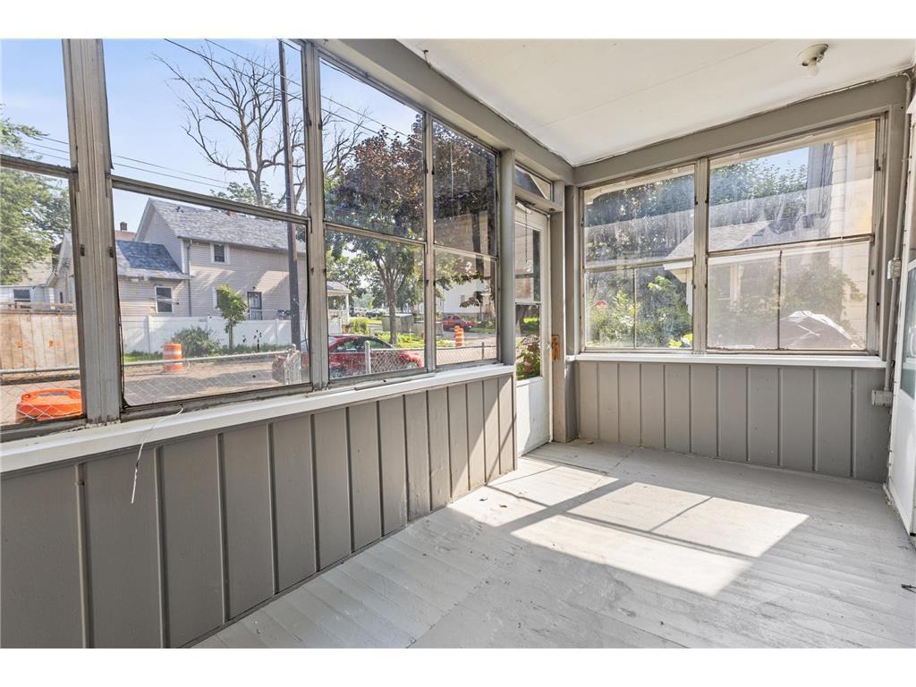 324 Van Buren Avenue