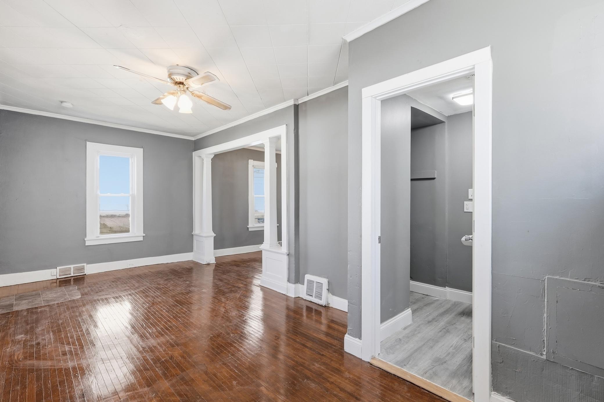 324 Van Buren Avenue