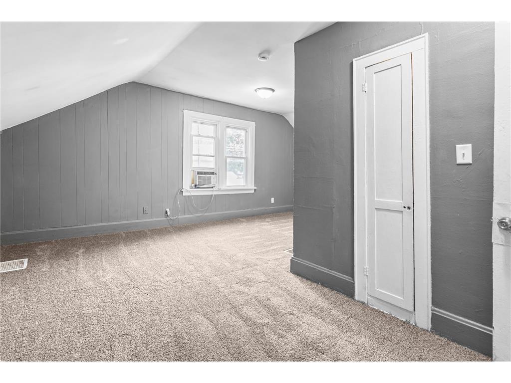 324 Van Buren Avenue