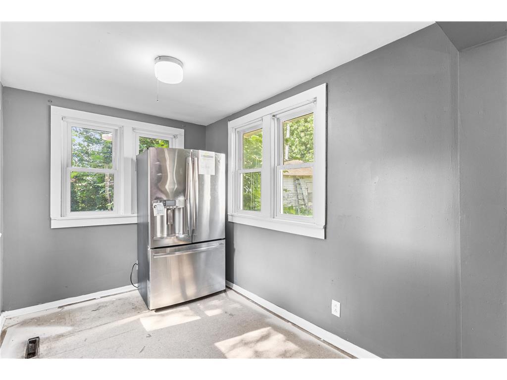 324 Van Buren Avenue