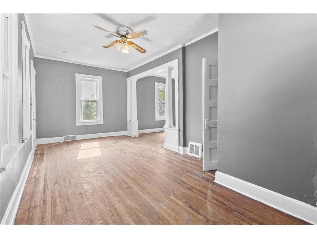 324 Van Buren Avenue