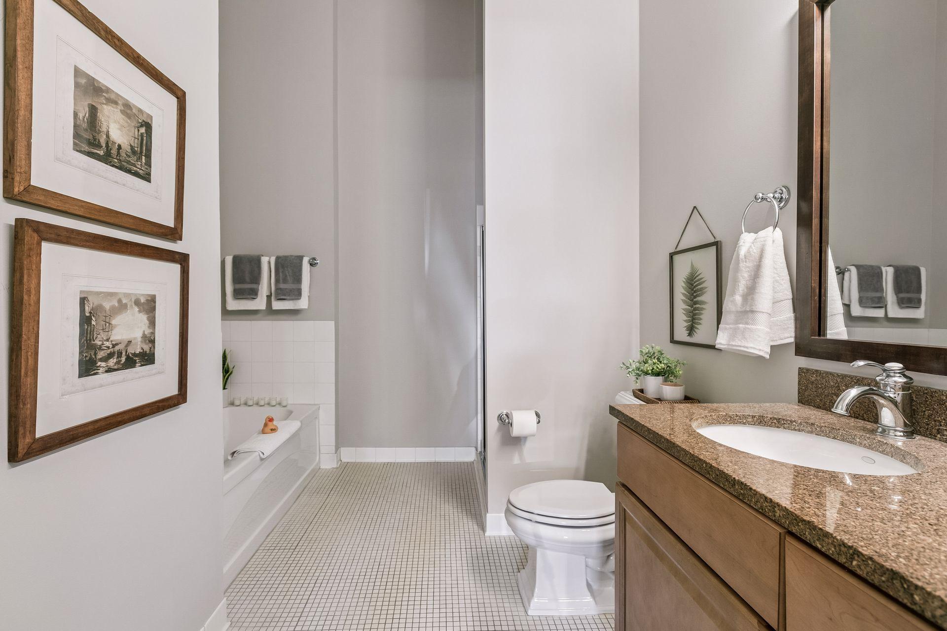 301 Clifton Avenue Unit: 1H