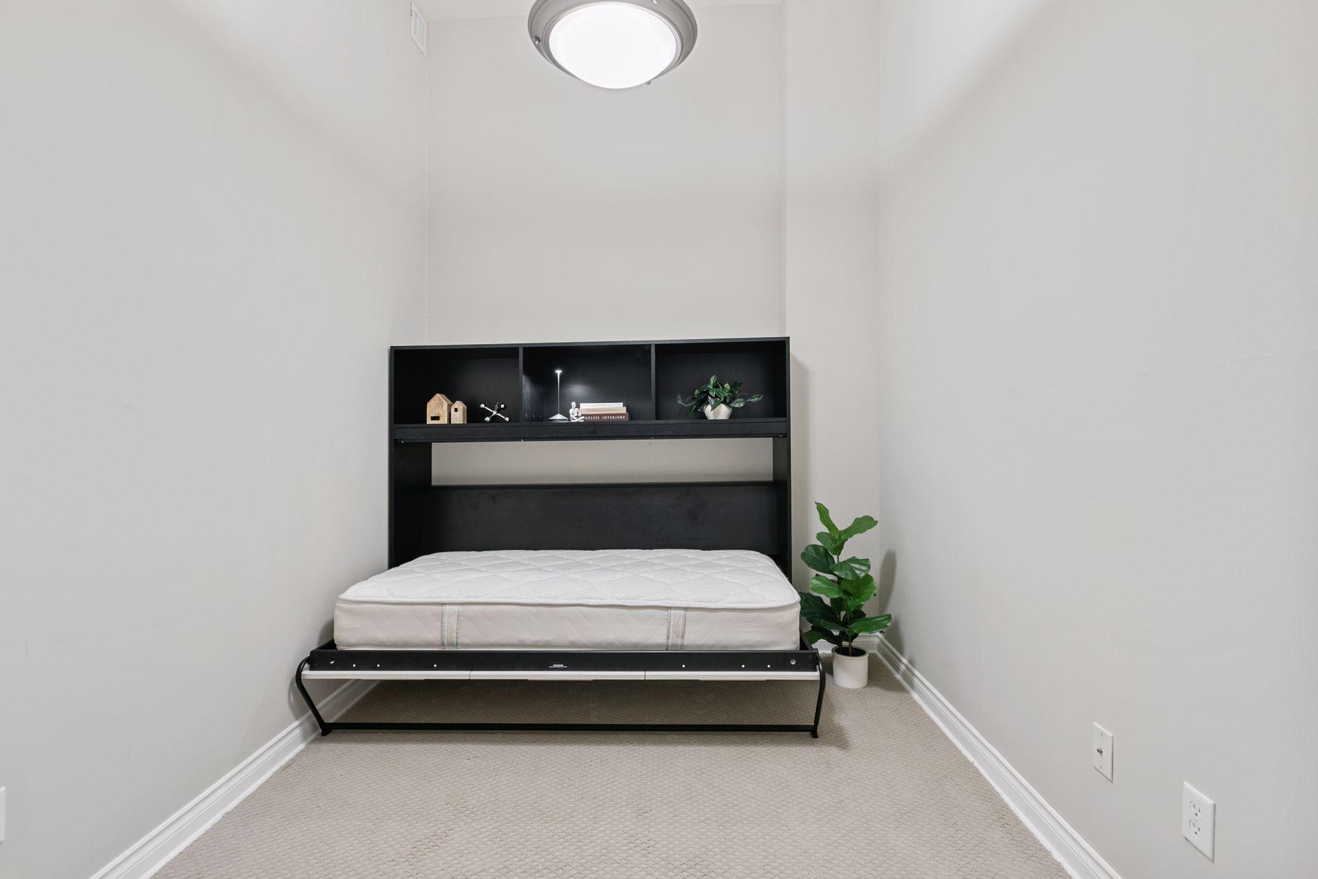 301 Clifton Avenue Unit: 1H