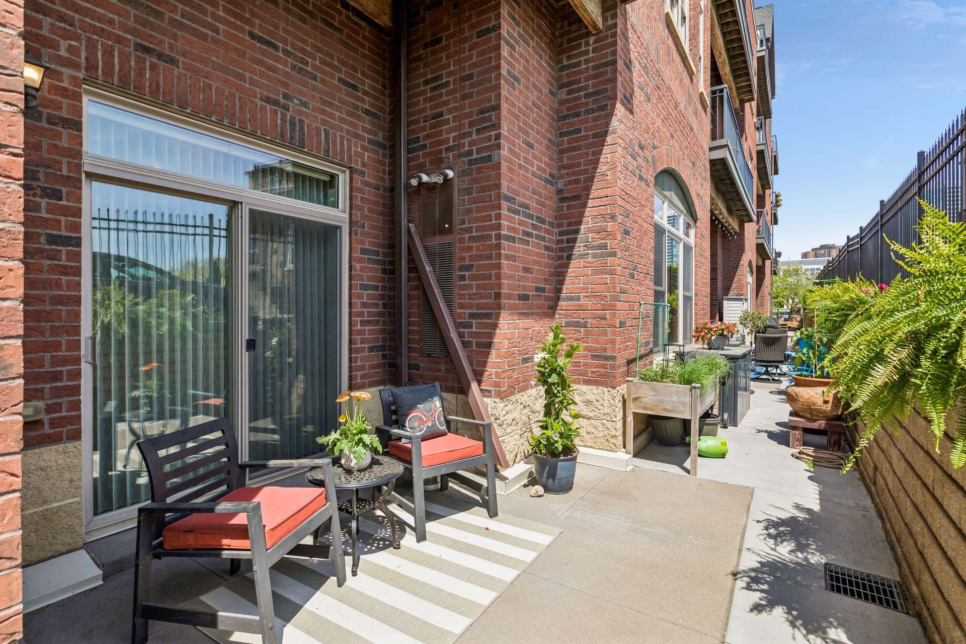 301 Clifton Avenue Unit: 1H