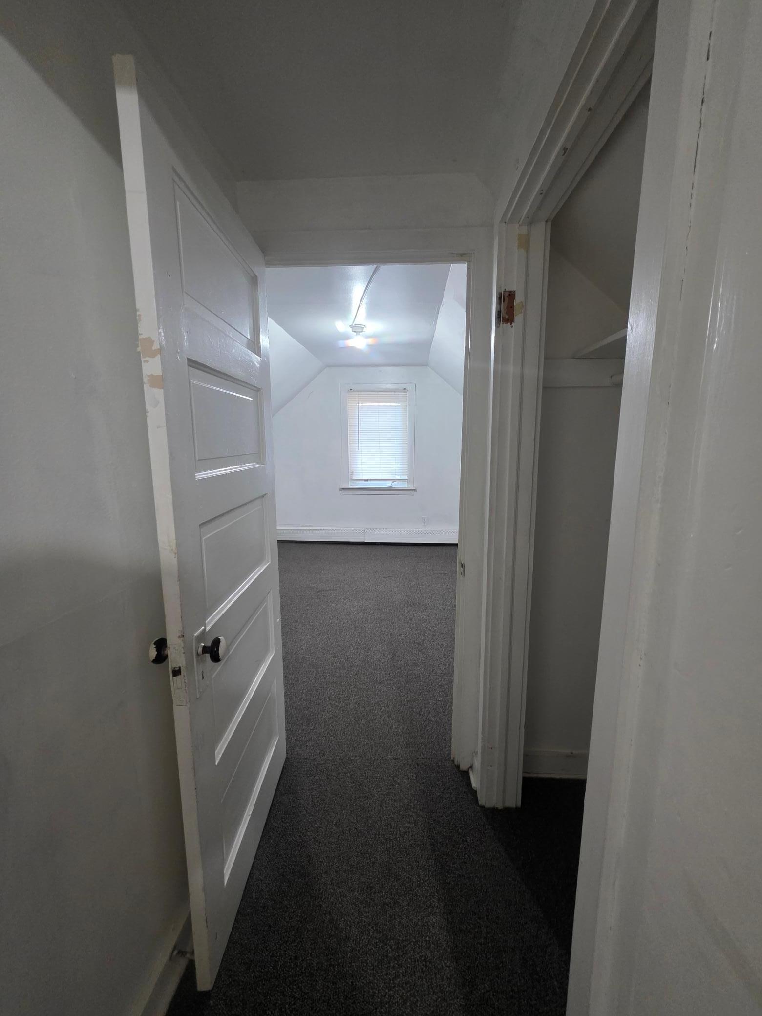 1123 6th Street E