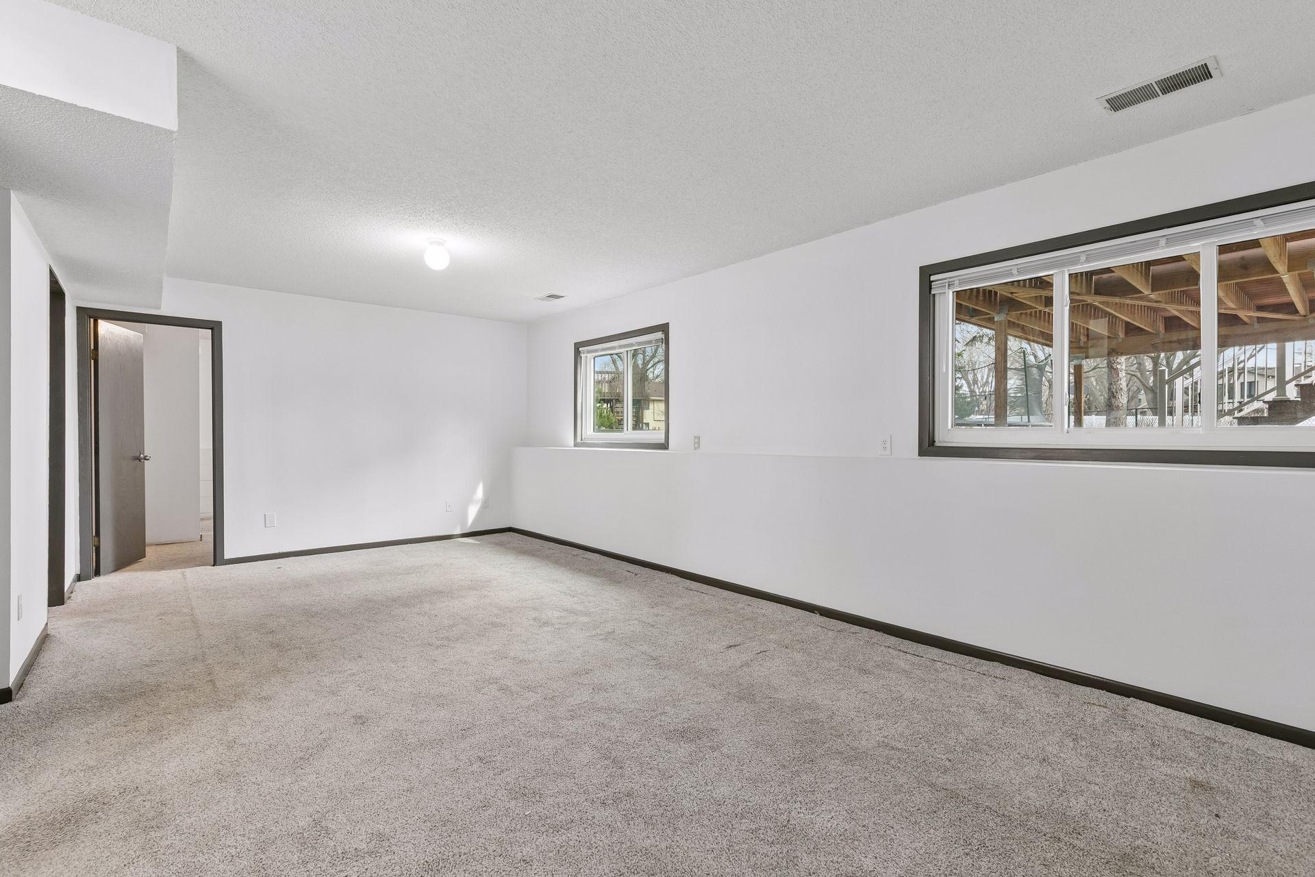 15125 Southwind Drive